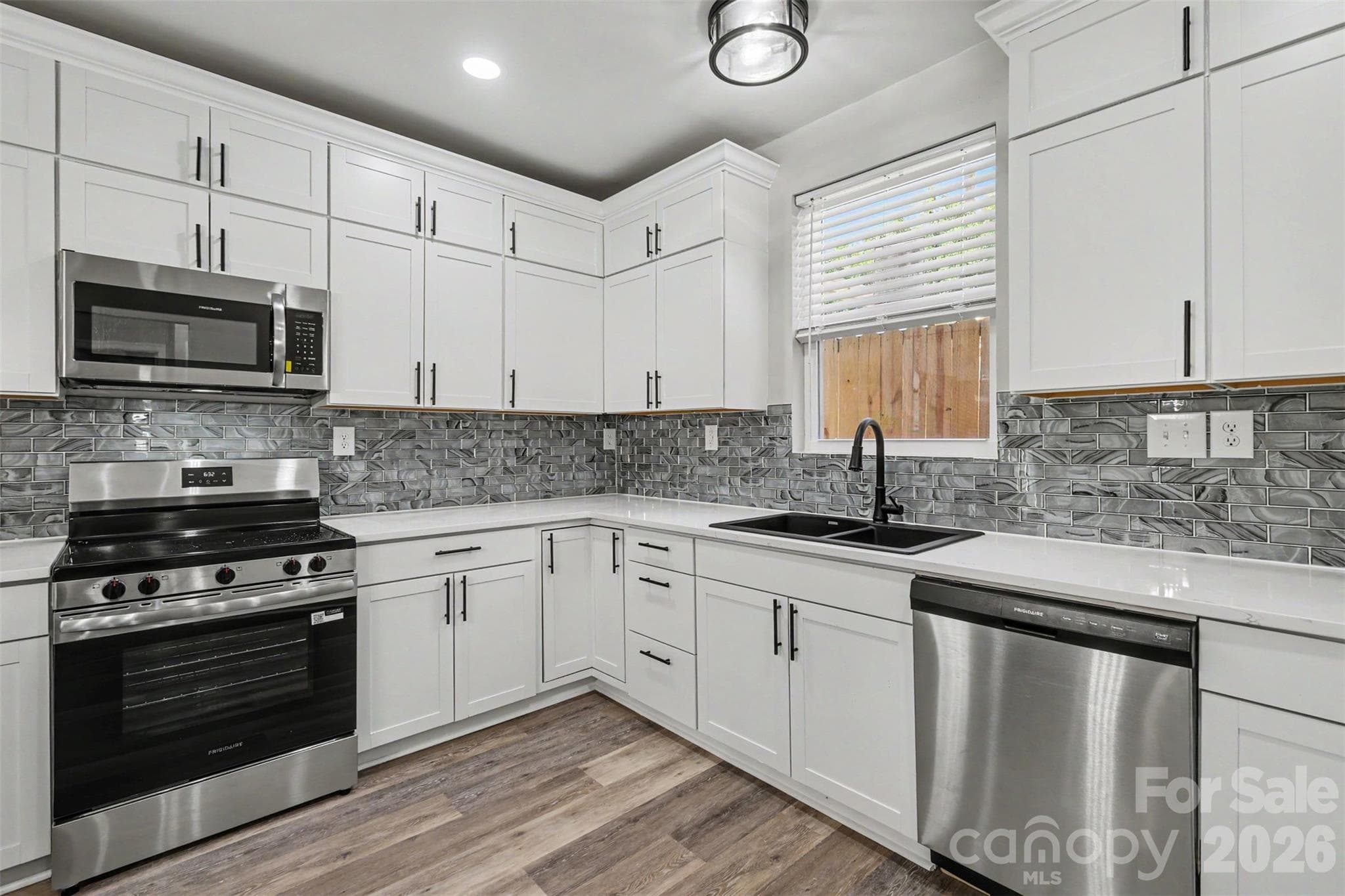 Single Family Residence at 1309 Fairmont Street, Charlotte, photo 10 of 39
