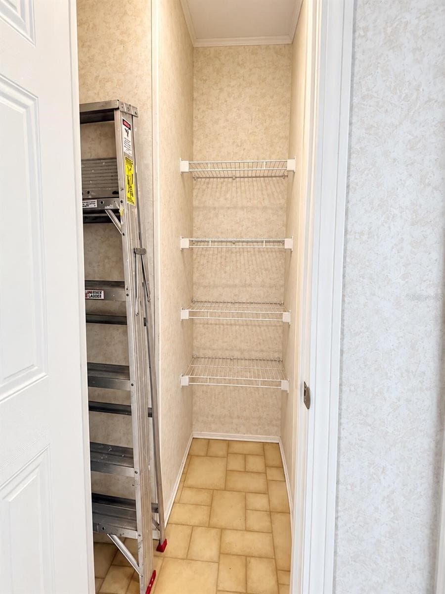 Manufactured Home at 715 SKYVIEW, DAVENPORT, photo 32 of 51