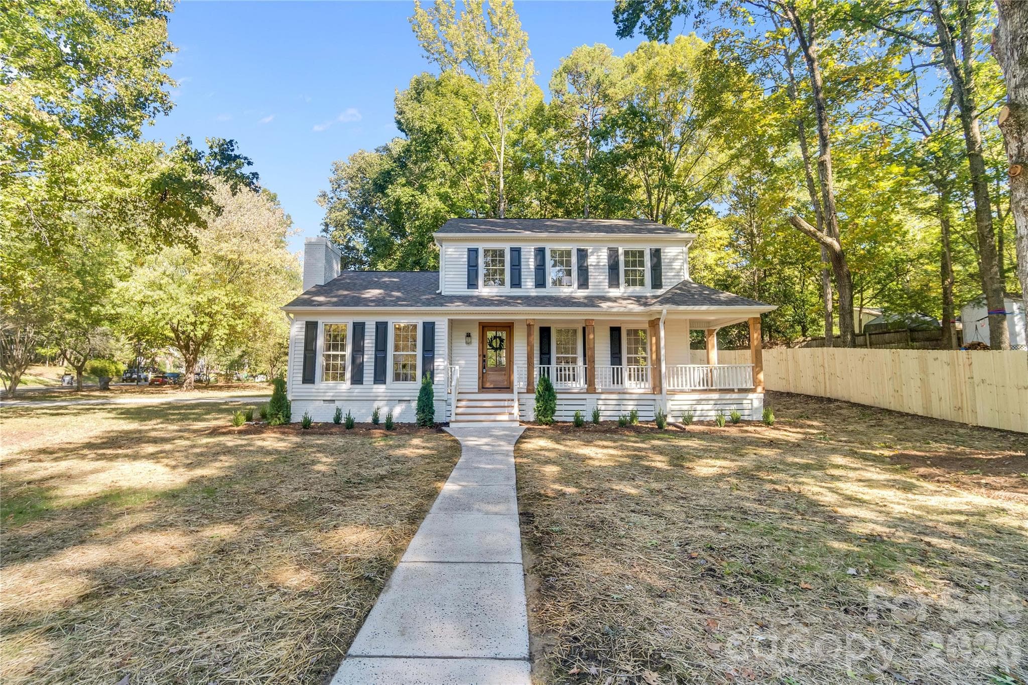 Single Family Residence at 512 Morning Dale Road, Matthews, photo 35 of 39