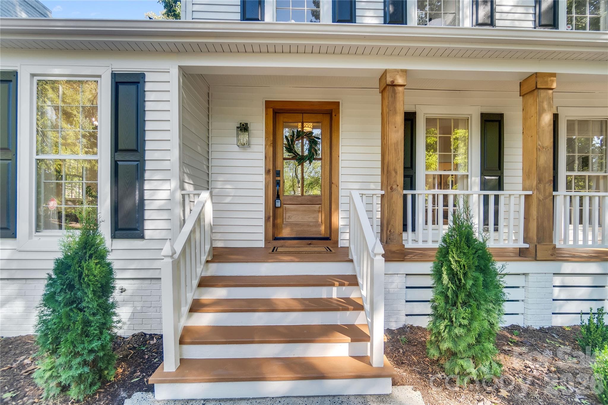 Single Family Residence at 512 Morning Dale Road, Matthews, photo 2 of 39