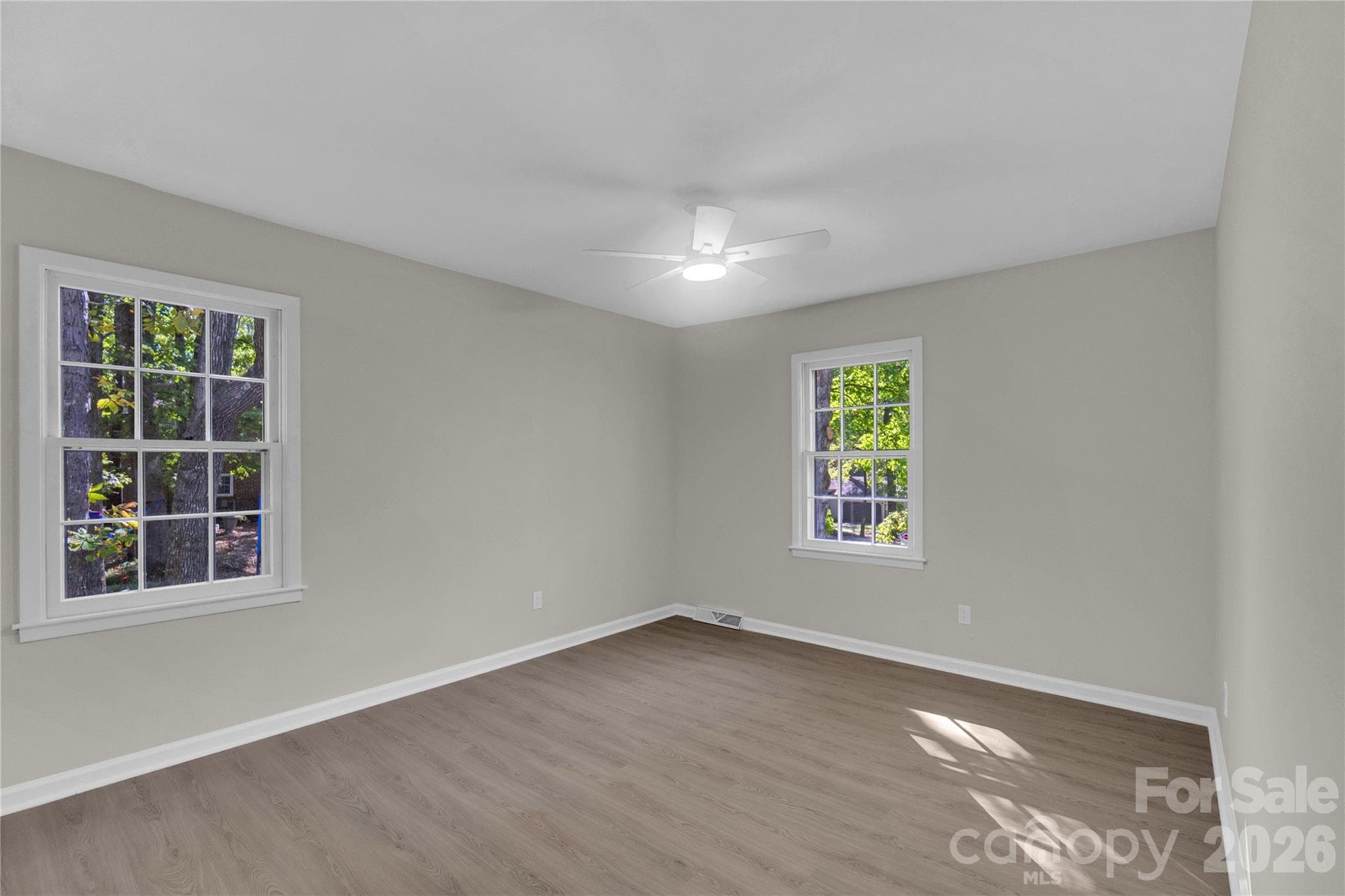 Single Family Residence at 512 Morning Dale Road, Matthews, photo 24 of 39