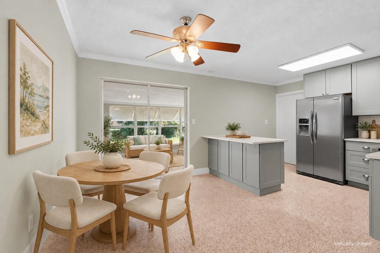 Virtually Staged - 2815 BAY DR, BRADENTON