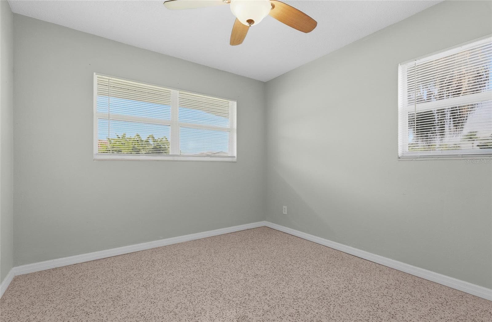 Single Family Residence at 2815 BAY DR, BRADENTON, photo 12 of 32