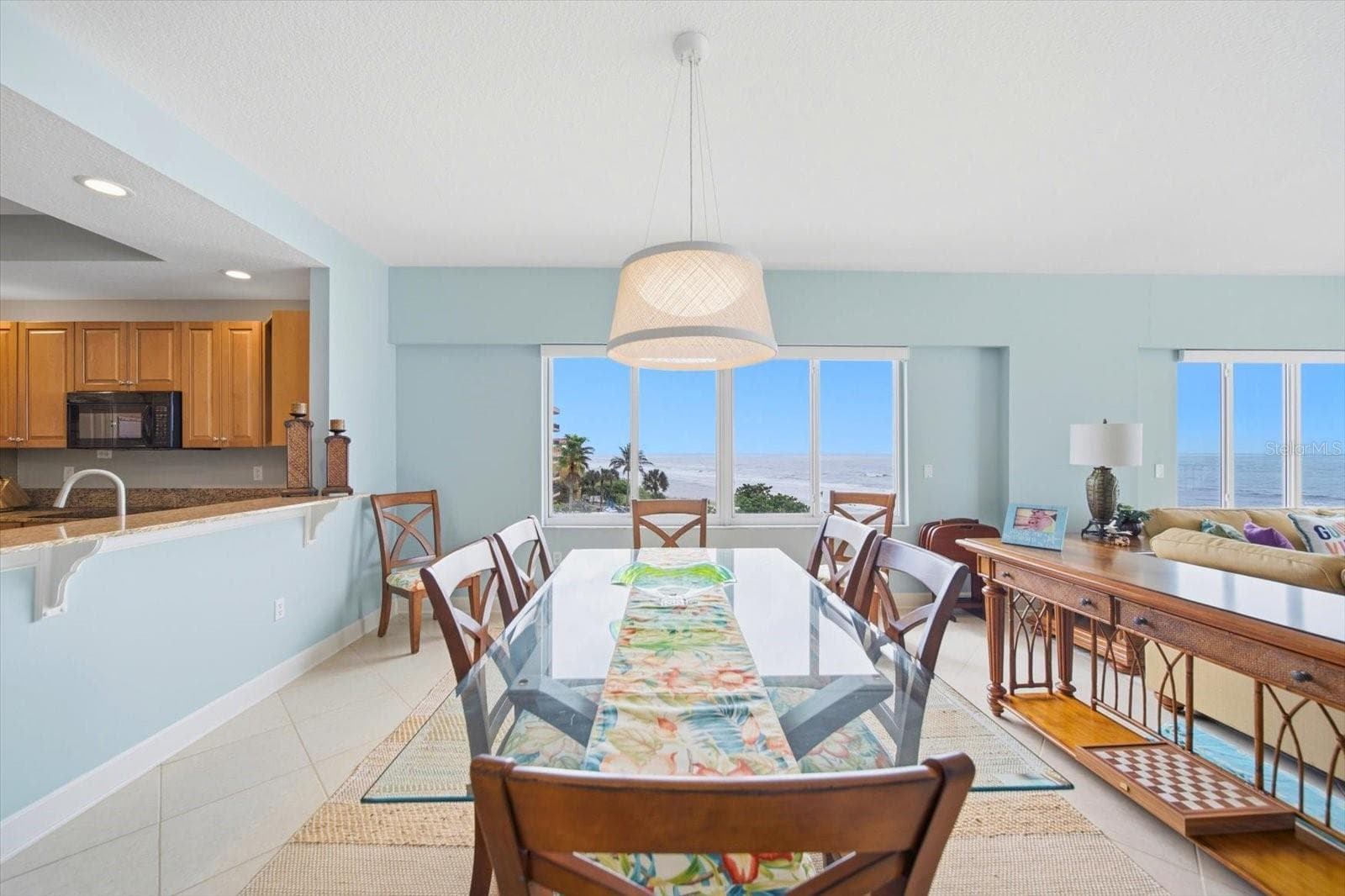 Dining area - 19600 GULF BLVD #301, INDIAN SHORES