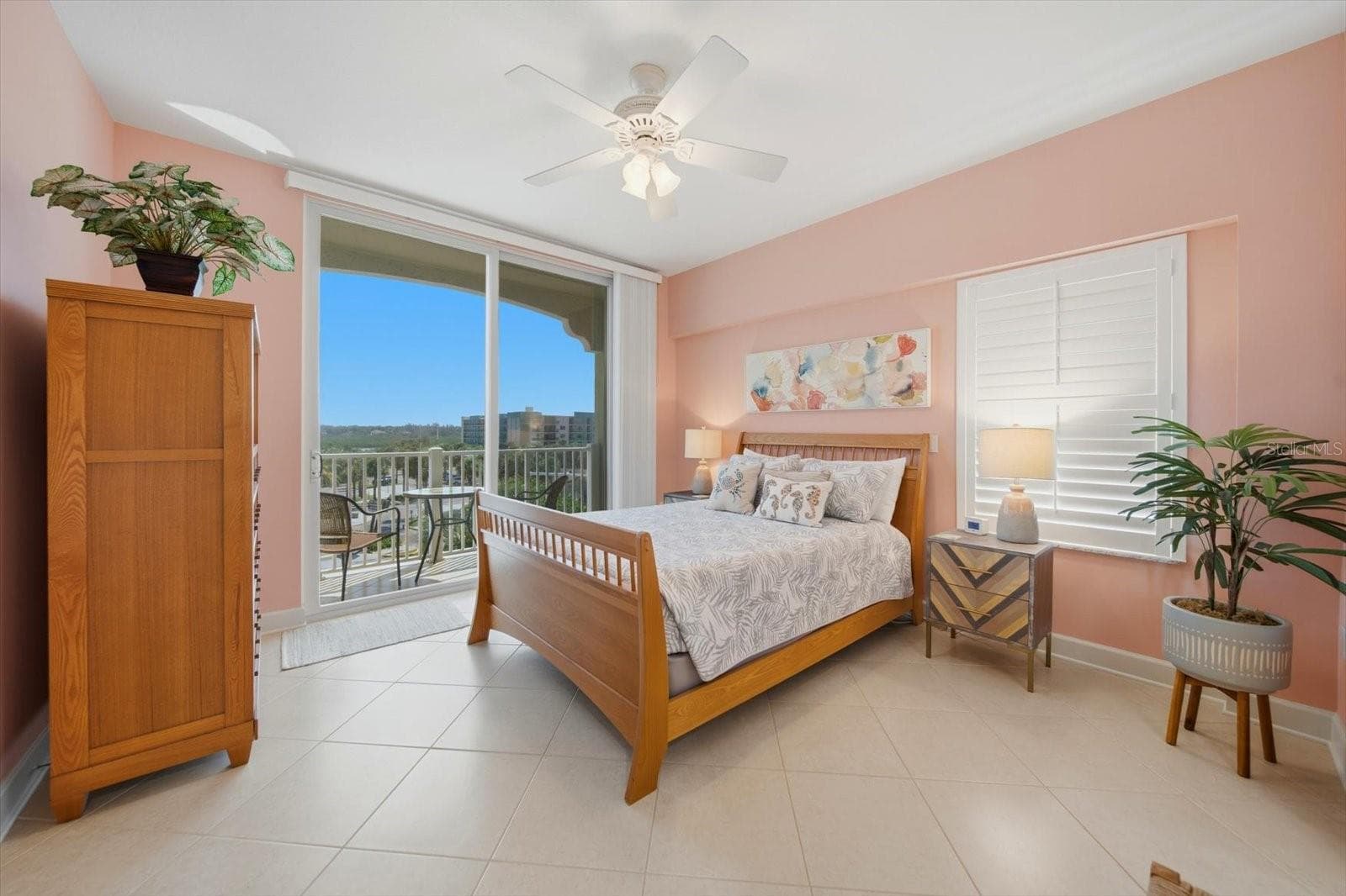 bedroom 2 with patio access - 19600 GULF BLVD #301, INDIAN SHORES