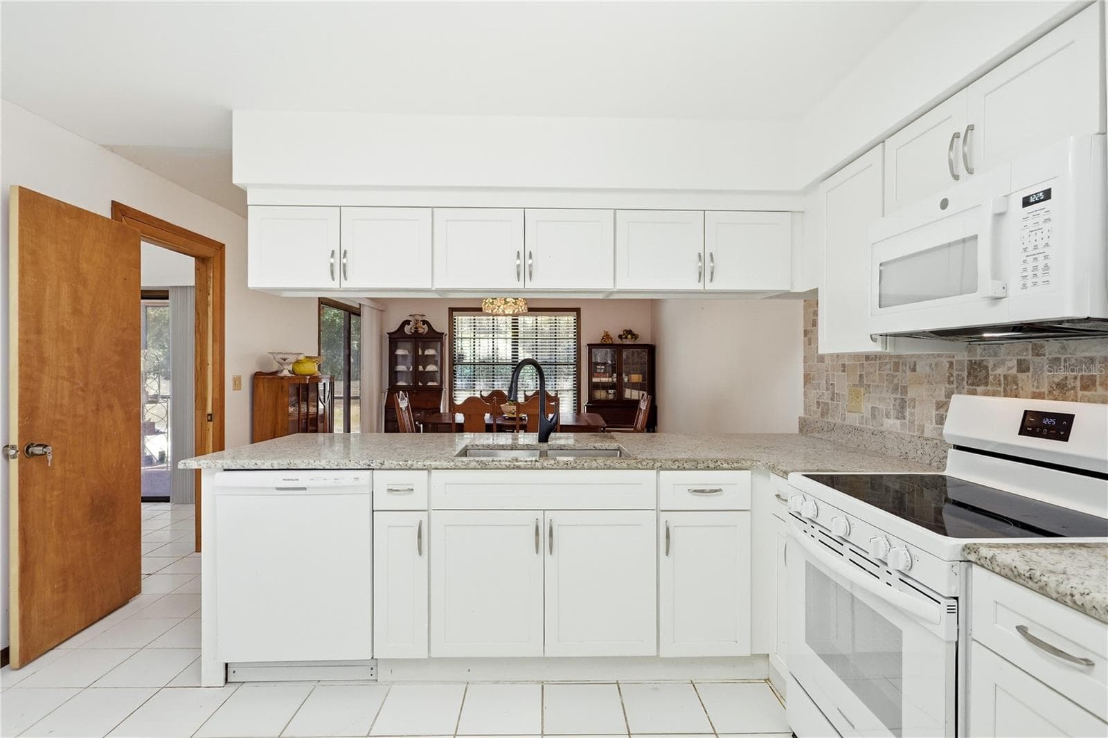 Single Family Residence at 120 MONICA CT, LAKE MARY, photo 14 of 58
