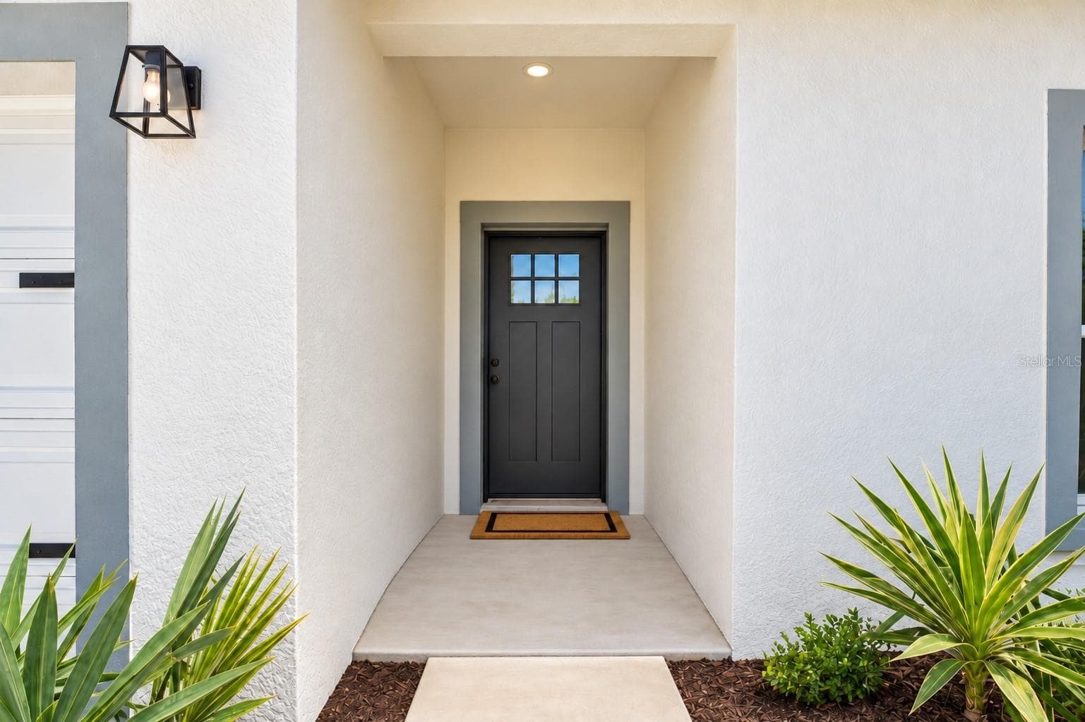Single Family Residence at 89 FAIRWAY CIR, UMATILLA, photo 9 of 22