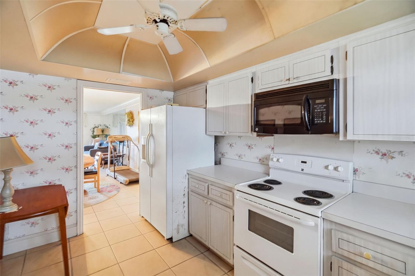 Condominium at 131 BLUFF VIEW DR #107, BELLEAIR BLUFFS, photo 8 of 27
