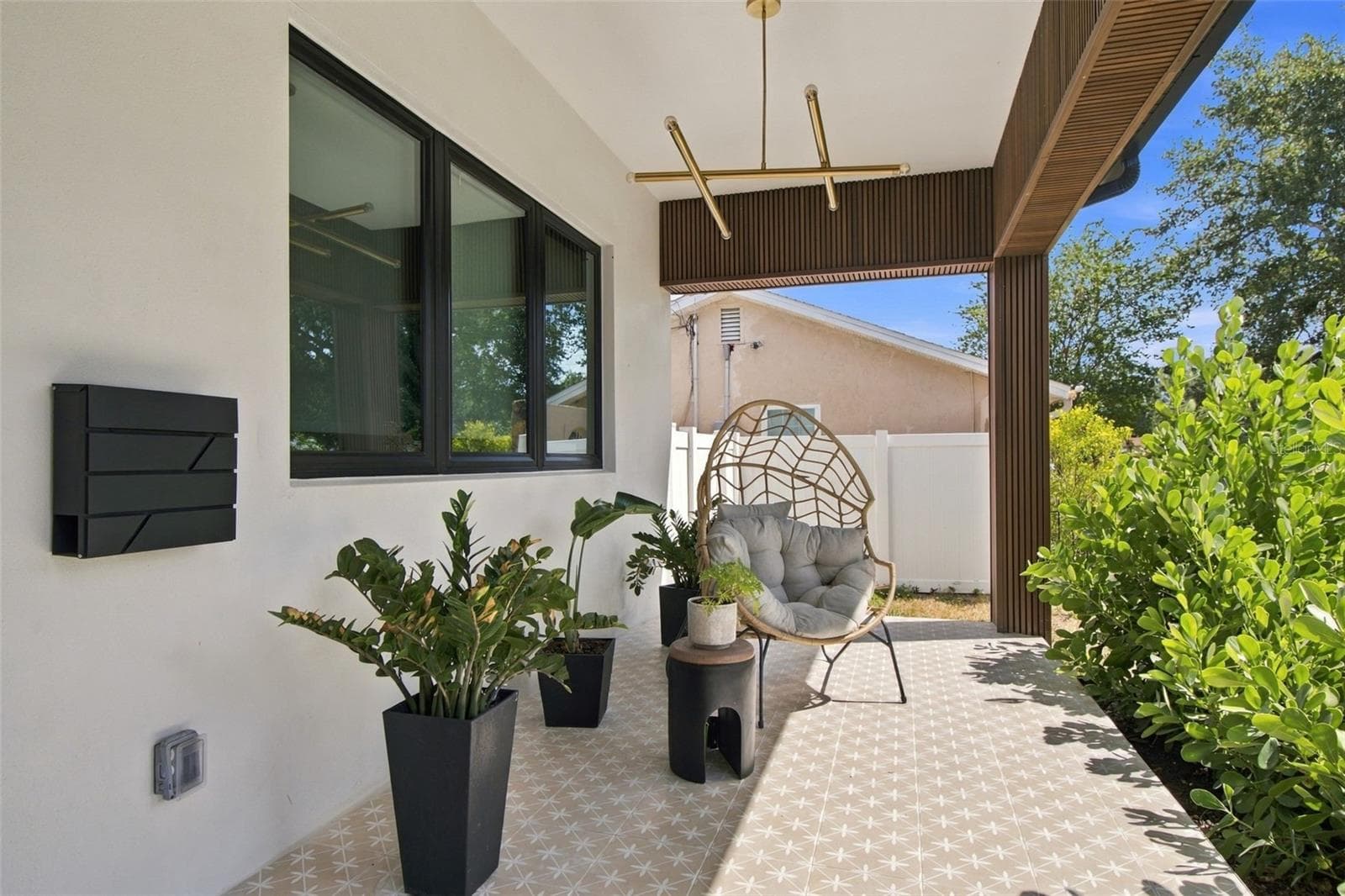 Single Family Residence at 3721 6TH AVE N, ST PETERSBURG, photo 3 of 71