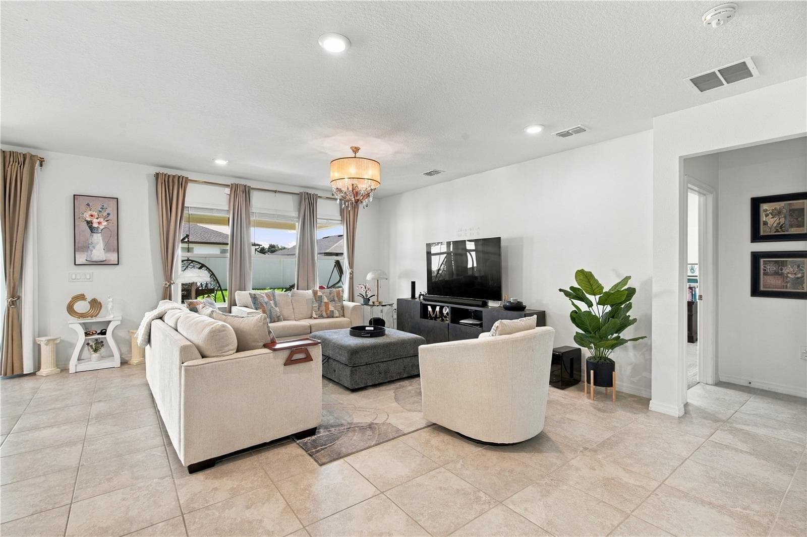 Single Family Residence at 1217 MICHELANGELO LN, WINTER HAVEN, photo 22 of 72