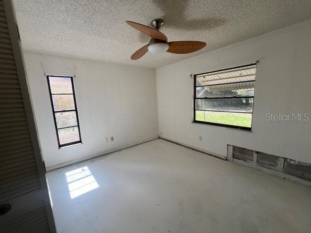 Single Family Residence at 8347 ANGELA CT, ZEPHYRHILLS, photo 16 of 25