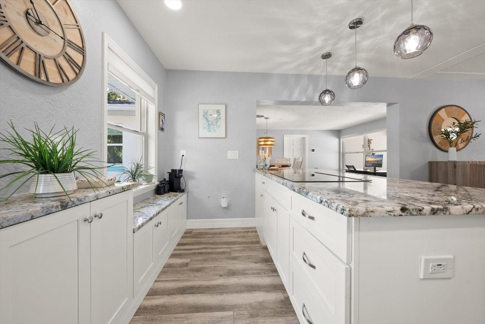 Great cabinet space - 2534 BAYSIDE DR S, ST PETERSBURG