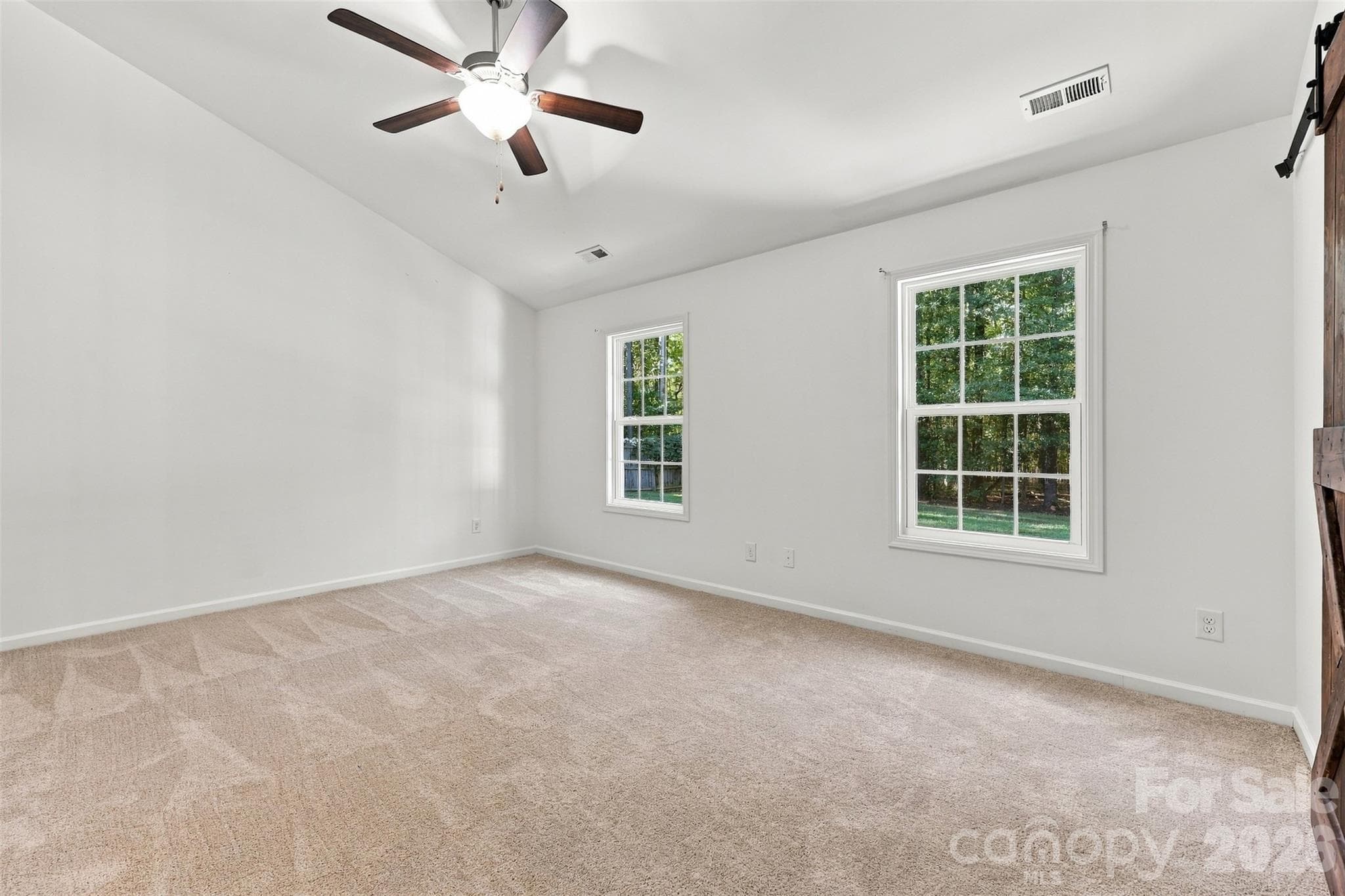 Single Family Residence at 123 Sherham Way, Rock Hill, photo 18 of 36