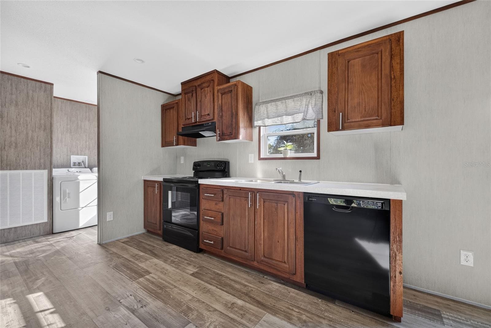Kitchen - 2231 SE 132ND CT, MORRISTON
