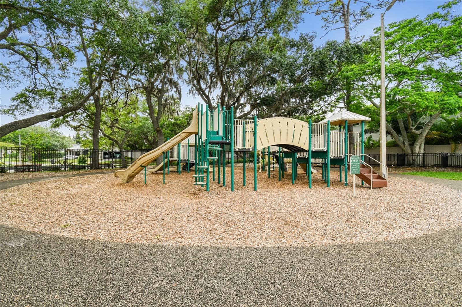 Single Family Residence at 3306 NAKORA DR, TAMPA, photo 50 of 57