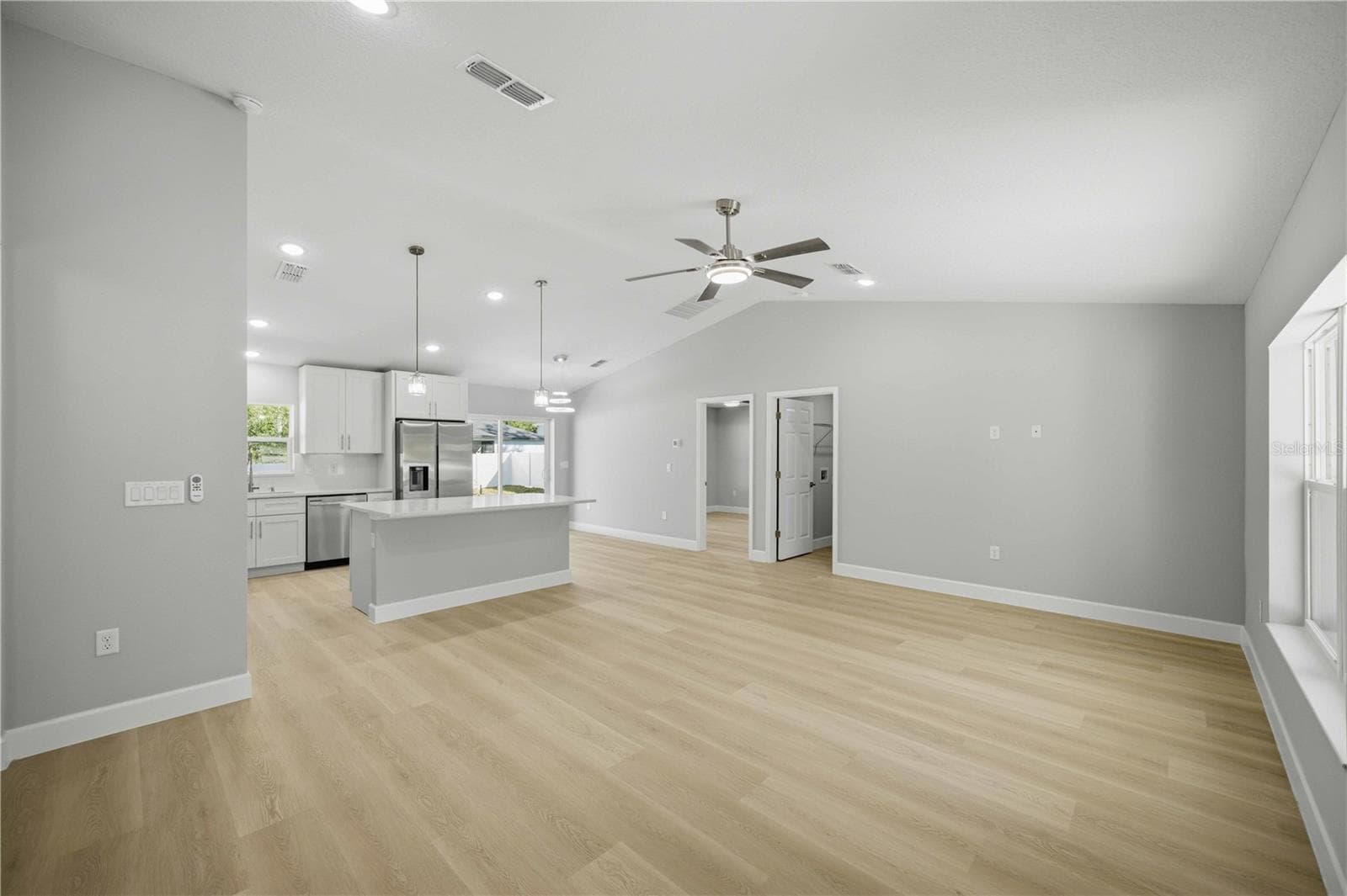 Single Family Residence at 3969 SE 140TH PL, SUMMERFIELD, photo 5 of 29