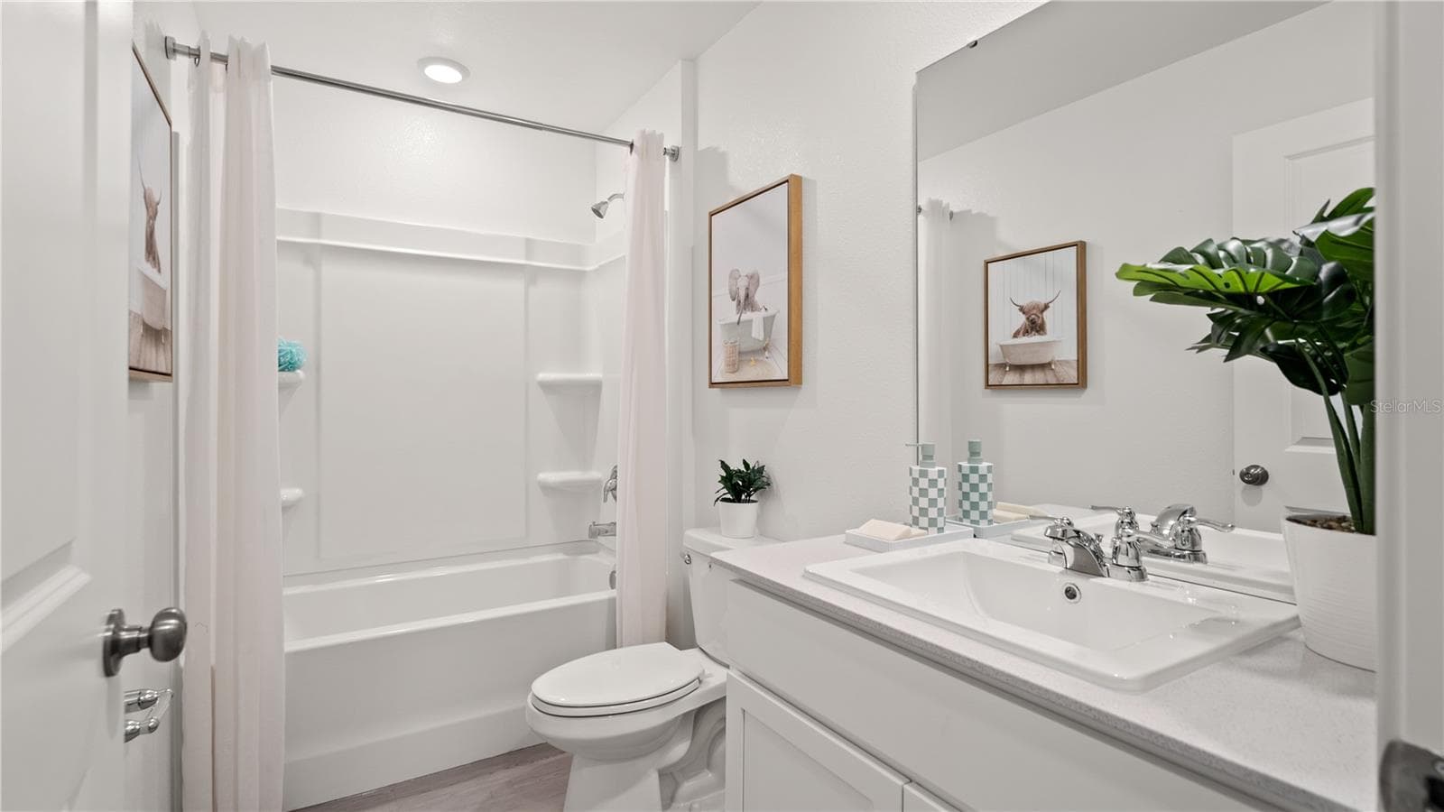 Single Family Residence at 7761 MARBLE ST, GROVELAND, photo 6 of 15