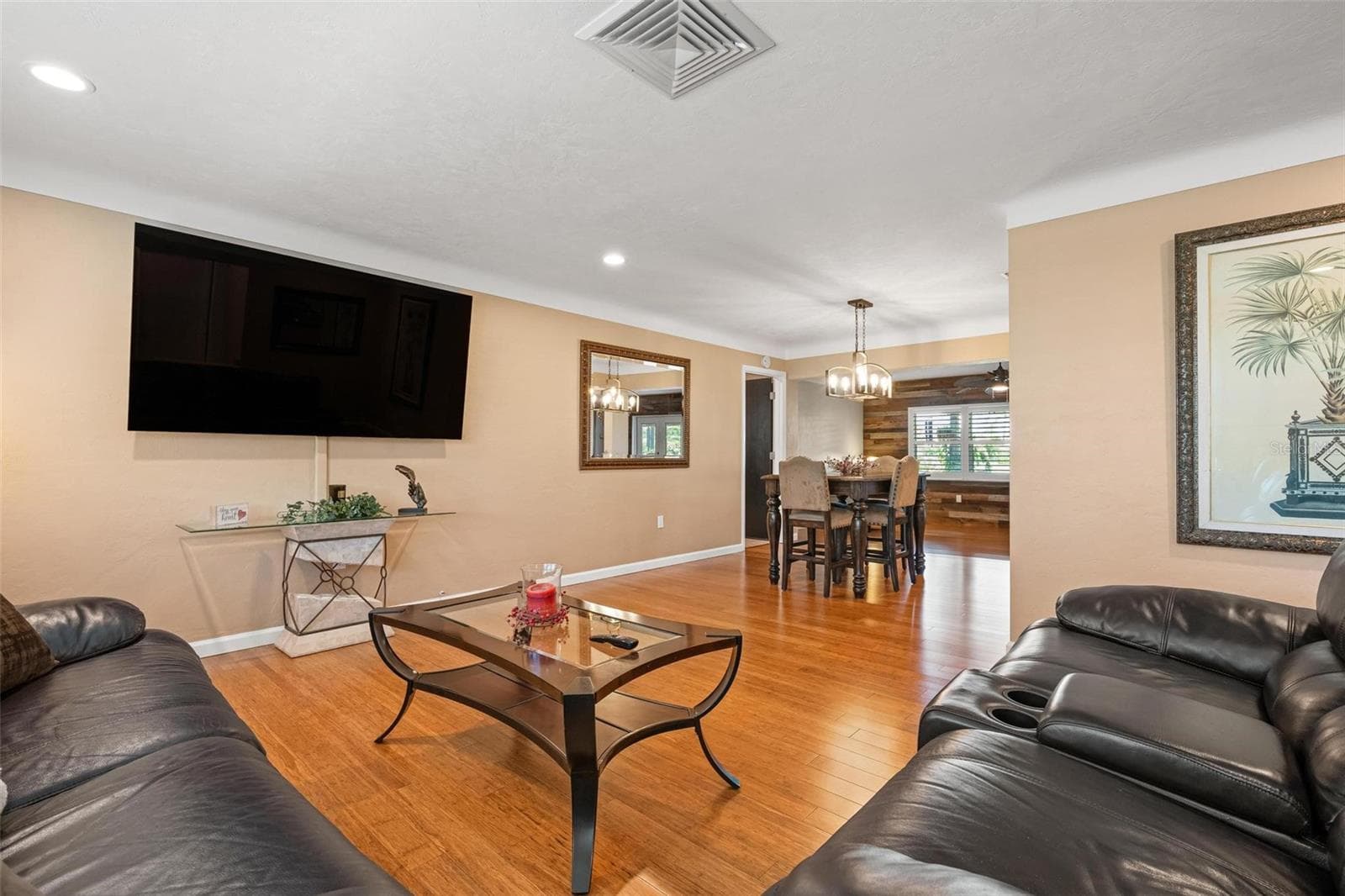 Single Family Residence at 3323 SPRING MILL CIR, SARASOTA, photo 6 of 44