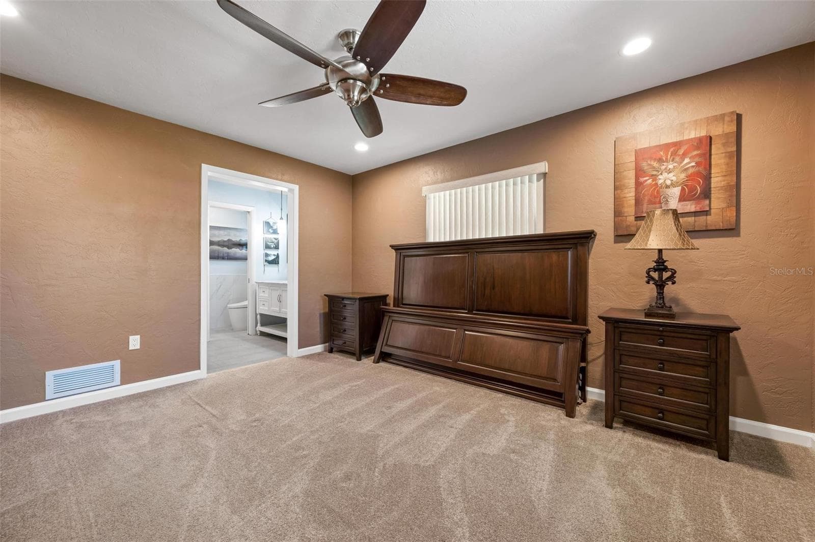 Single Family Residence at 3323 SPRING MILL CIR, SARASOTA, photo 24 of 44