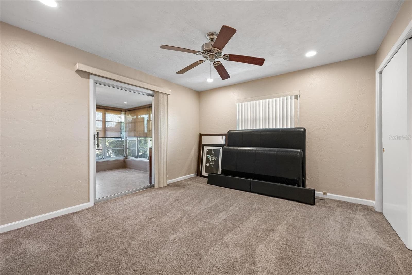 Single Family Residence at 3323 SPRING MILL CIR, SARASOTA, photo 28 of 44