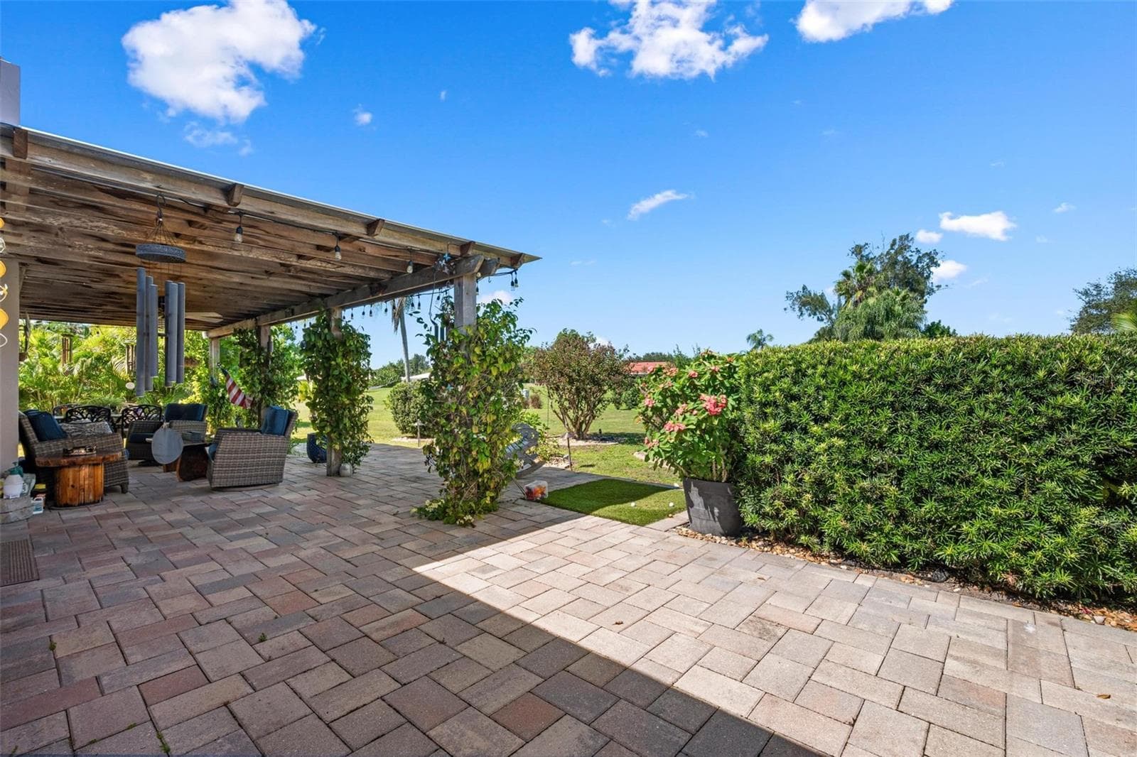 Single Family Residence at 3323 SPRING MILL CIR, SARASOTA, photo 35 of 44