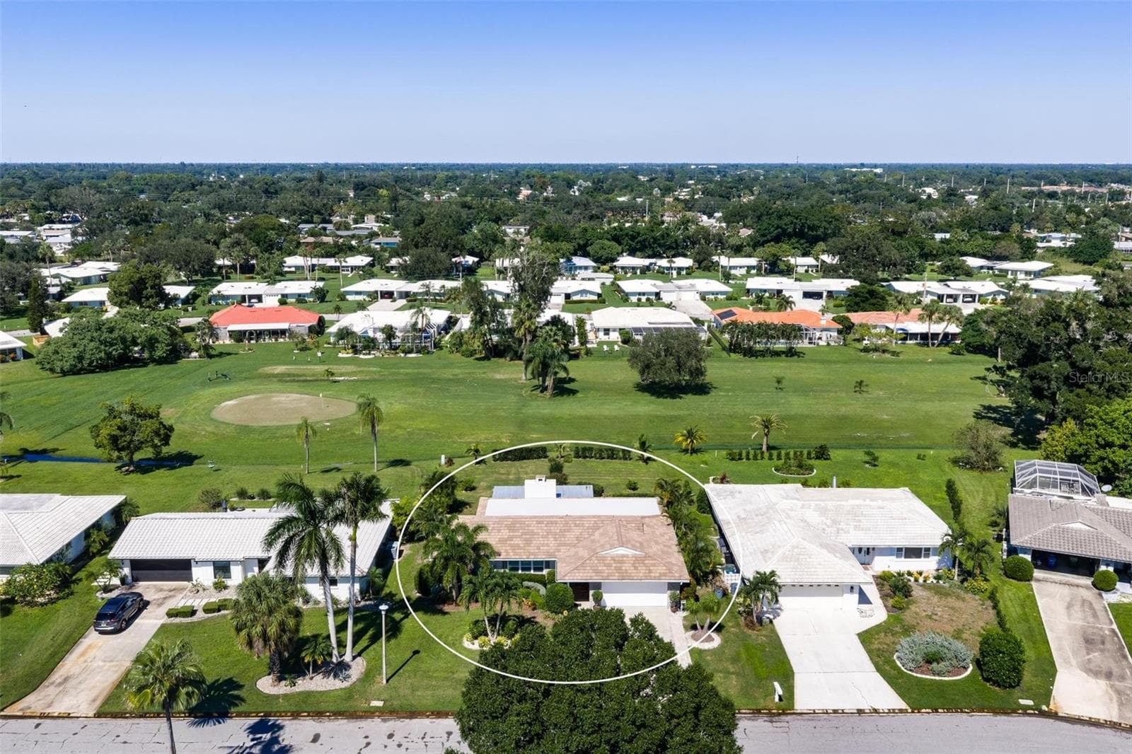 Single Family Residence at 3323 SPRING MILL CIR, SARASOTA, photo 36 of 44