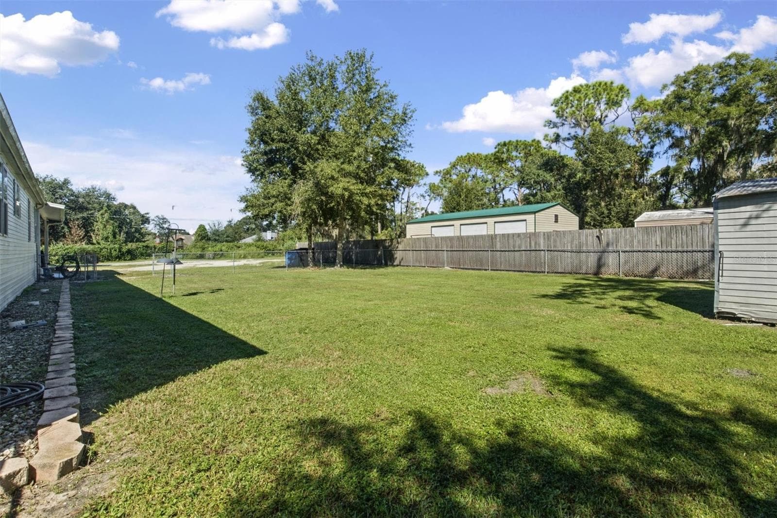 Manufactured Home at 2125 MYRTLE RD, LAKELAND, photo 33 of 47