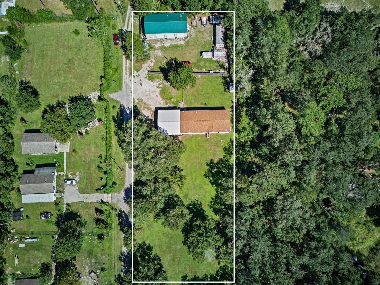 Manufactured Home at 2125 MYRTLE RD, LAKELAND, photo 46 of 47