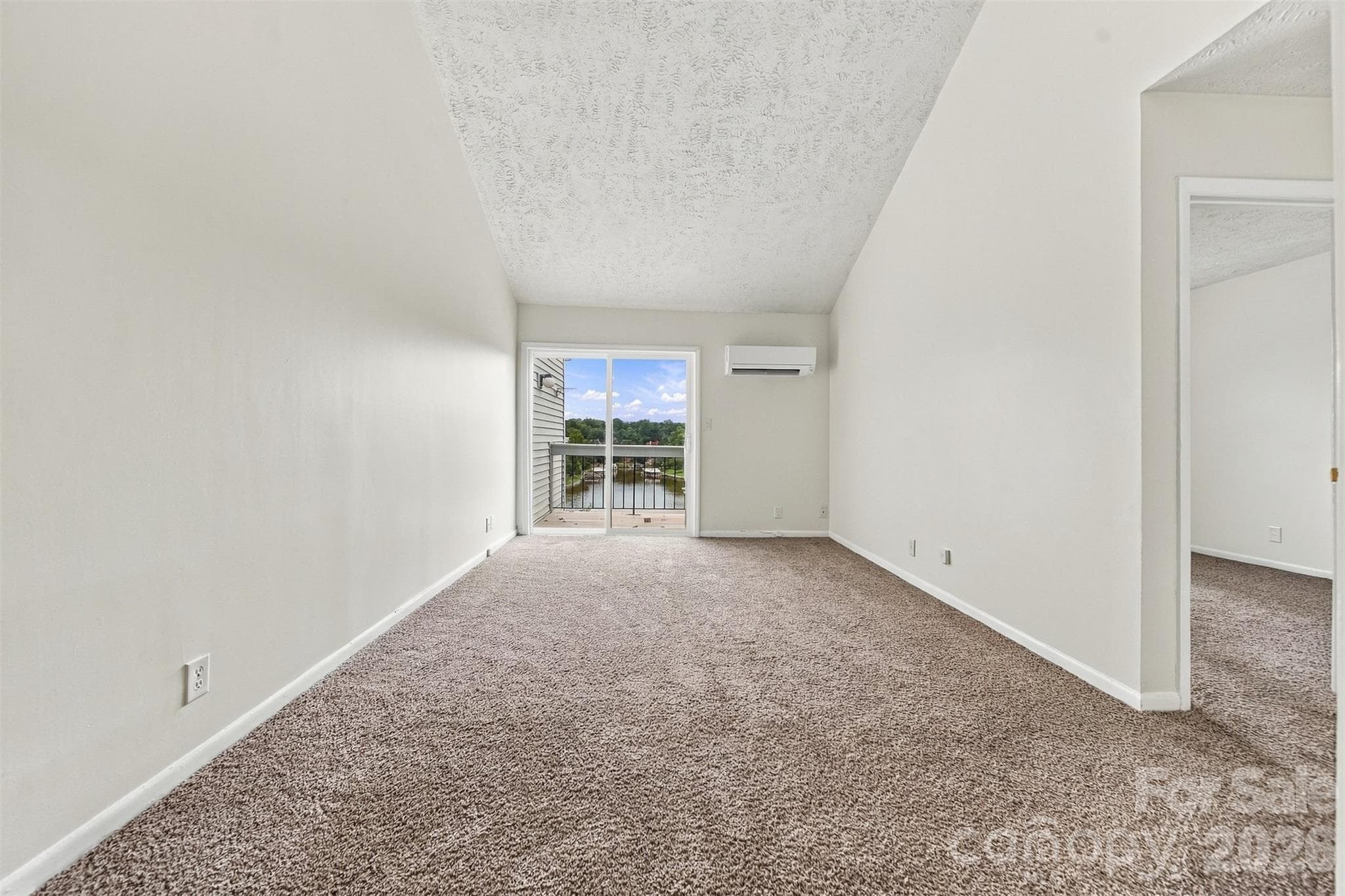 Condominium at 1050 21st Avenue NW, Hickory, photo 35 of 42