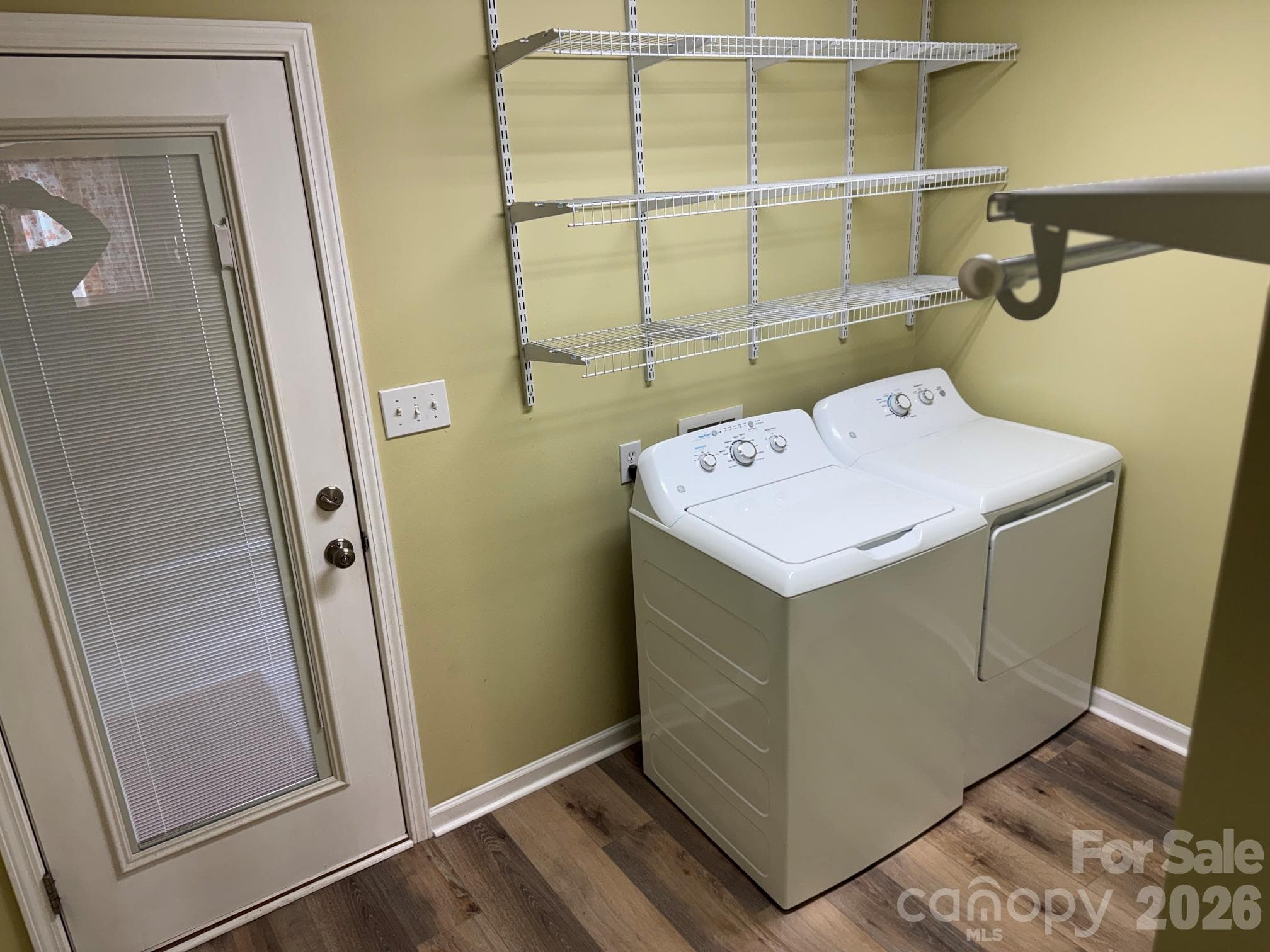 Single Family Residence at 204 Silver Birch Lane, Mount Holly, photo 9 of 17