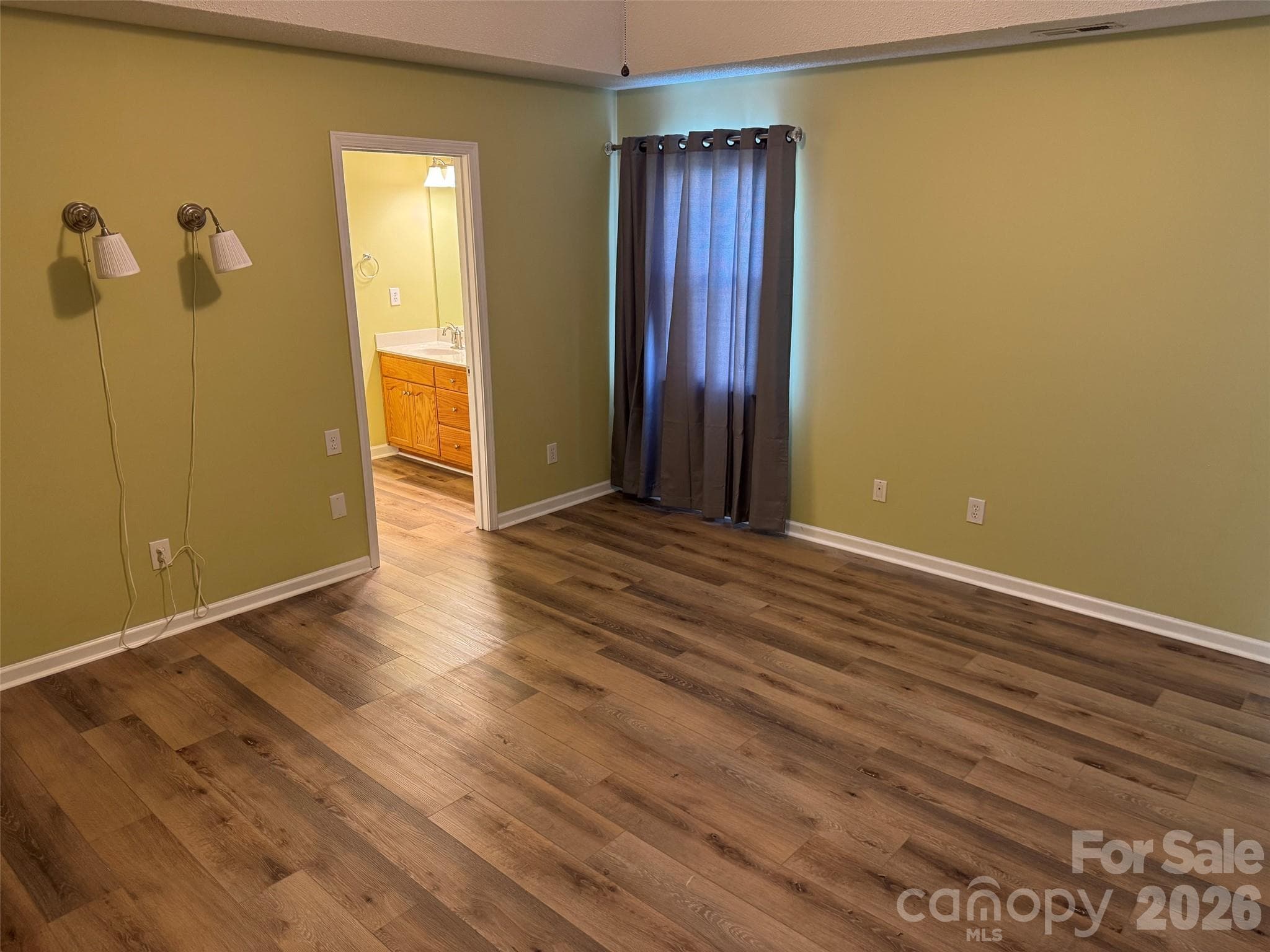 Single Family Residence at 204 Silver Birch Lane, Mount Holly, photo 12 of 17