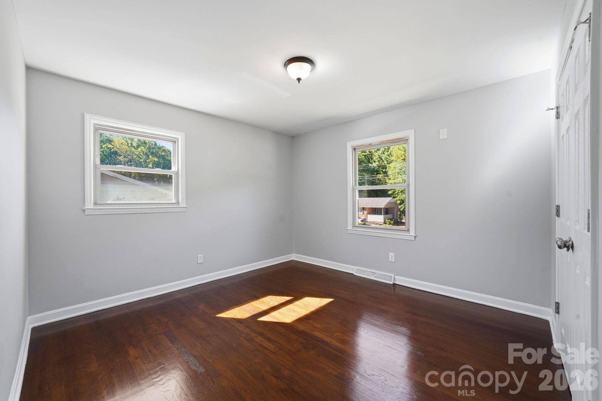 Single Family Residence at 754 Vancouver Lane, Gastonia, photo 10 of 34