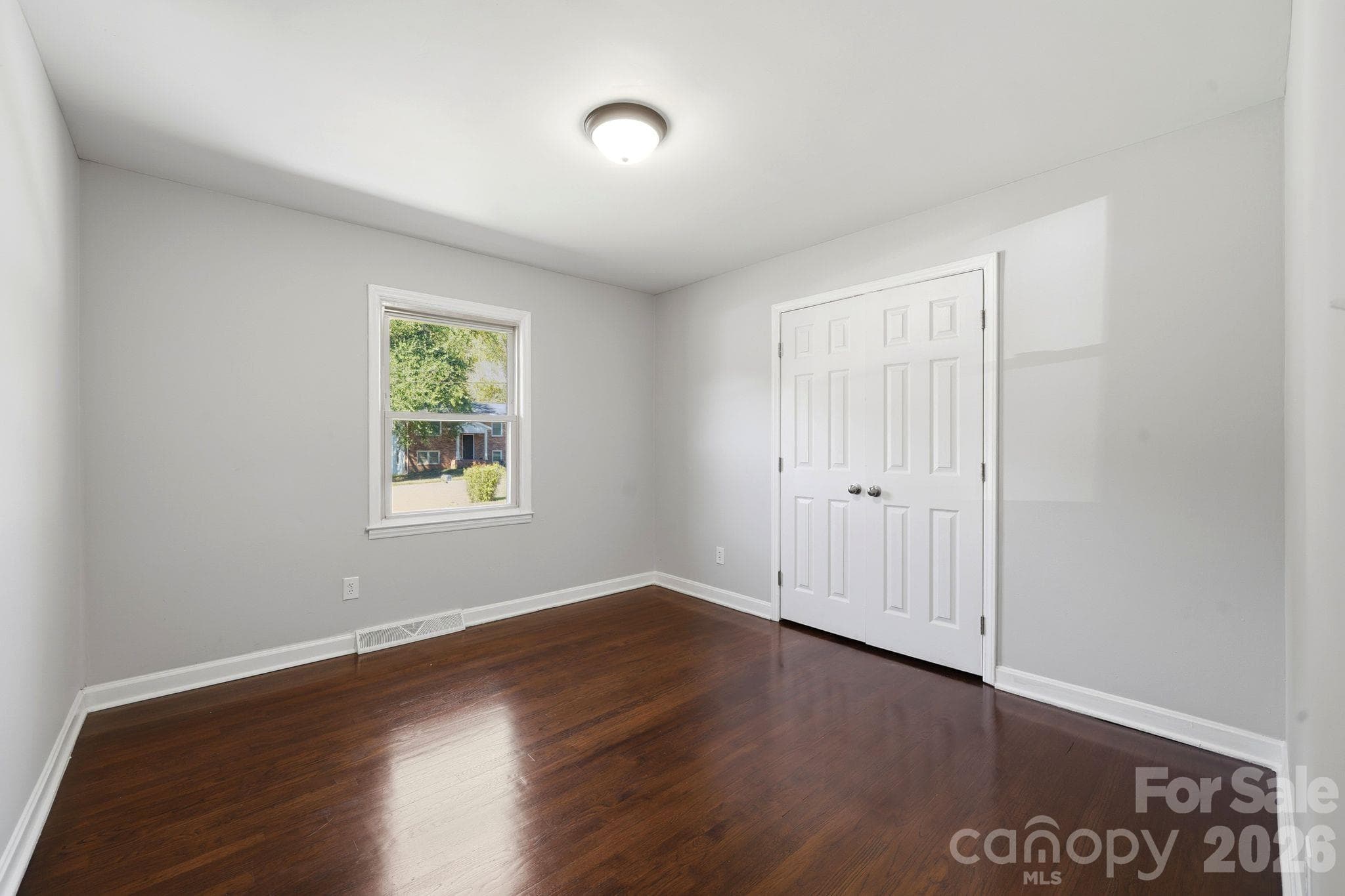 Single Family Residence at 754 Vancouver Lane, Gastonia, photo 16 of 34