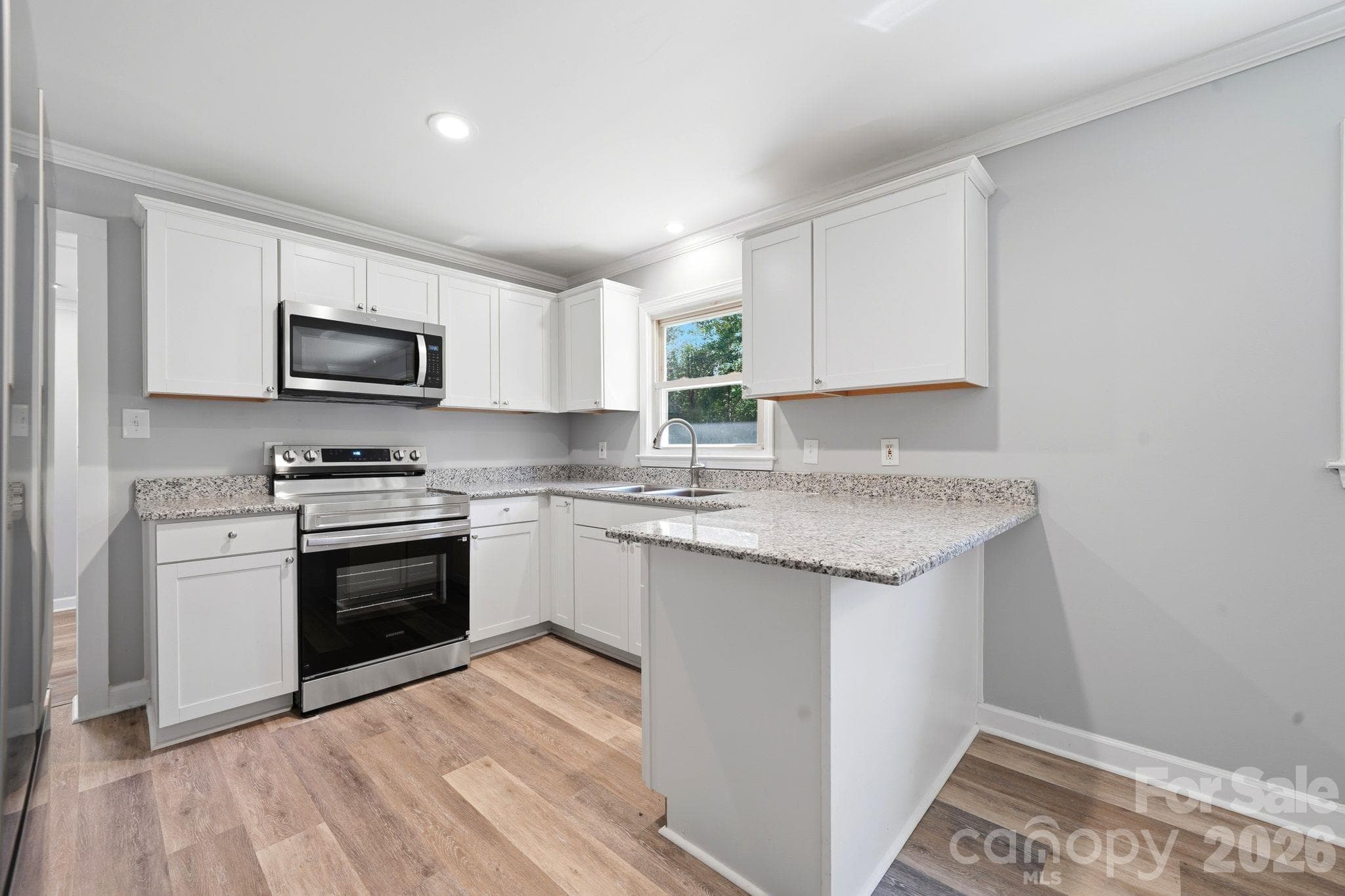 Single Family Residence at 754 Vancouver Lane, Gastonia, photo 19 of 34