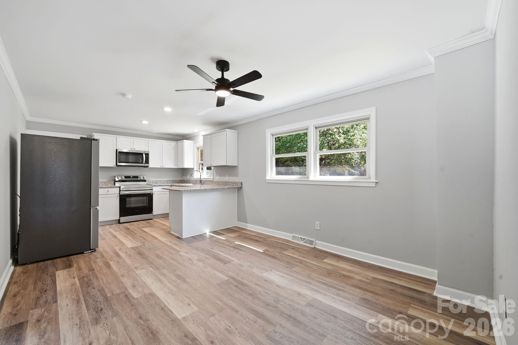 Single Family Residence at 754 Vancouver Lane, Gastonia, photo 22 of 34
