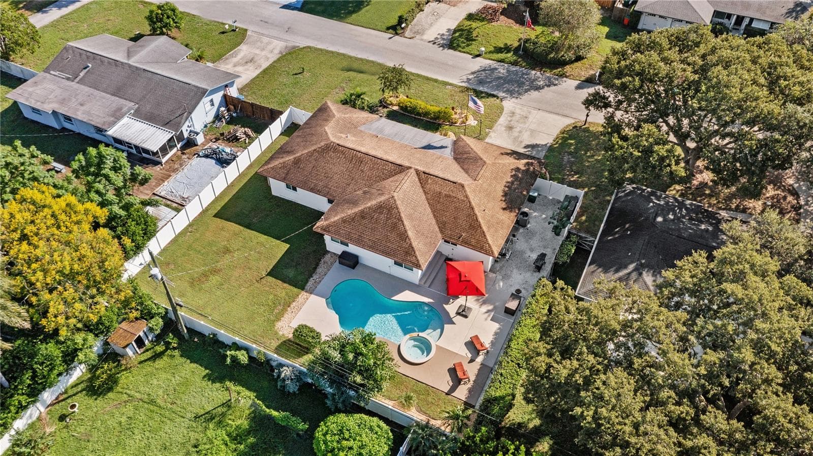 Single Family Residence at 1324 WHITACRE DR, CLEARWATER, photo 38 of 41