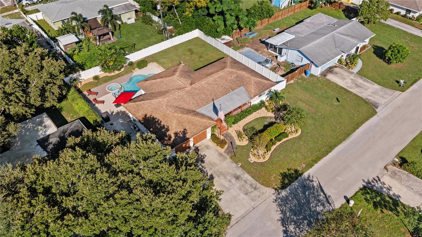 Single Family Residence at 1324 WHITACRE DR, CLEARWATER, photo 40 of 41