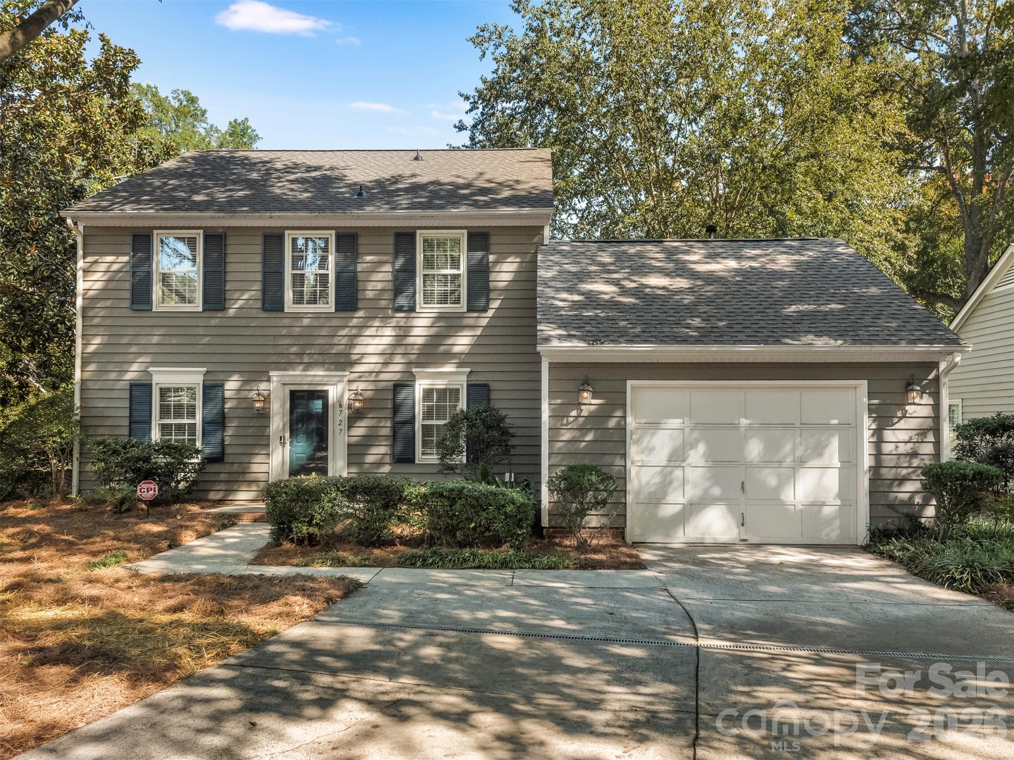 727 Clayfield Court