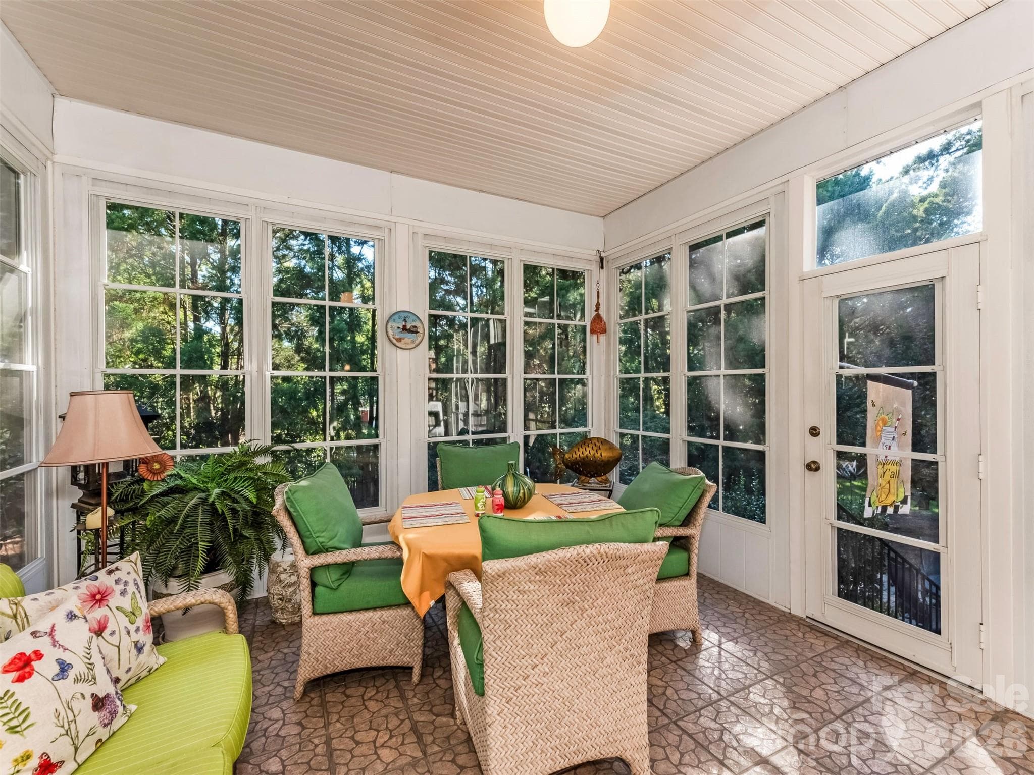 Heated sunroom - 714 Corinthian Place, Charlotte
