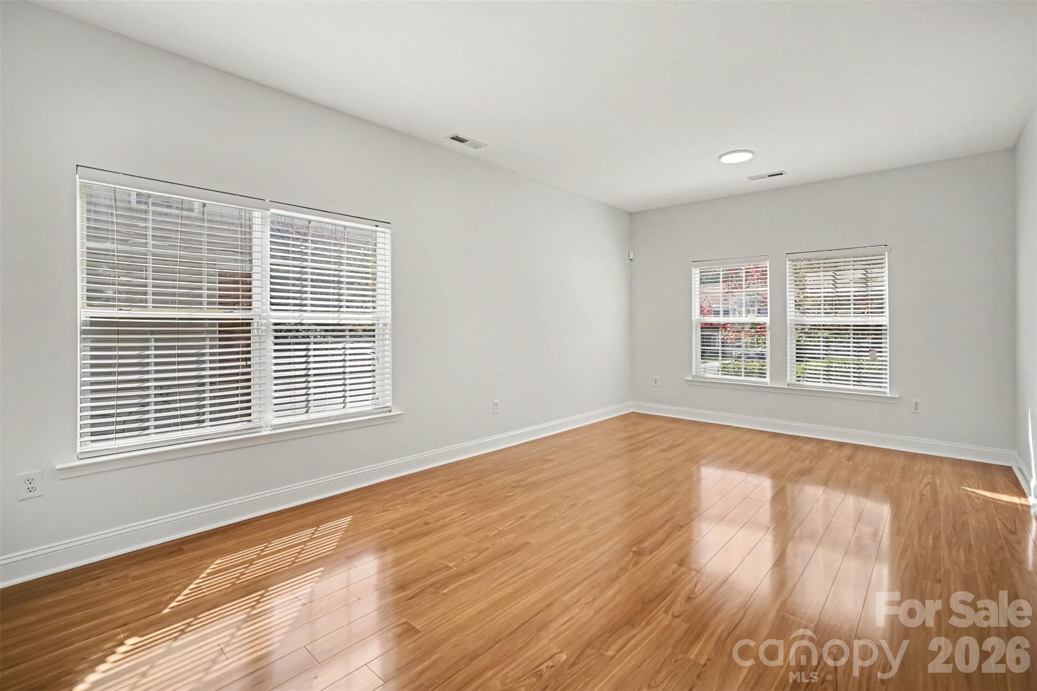 Single Family Residence at 10033 Markus Drive, Mint Hill, photo 6 of 40