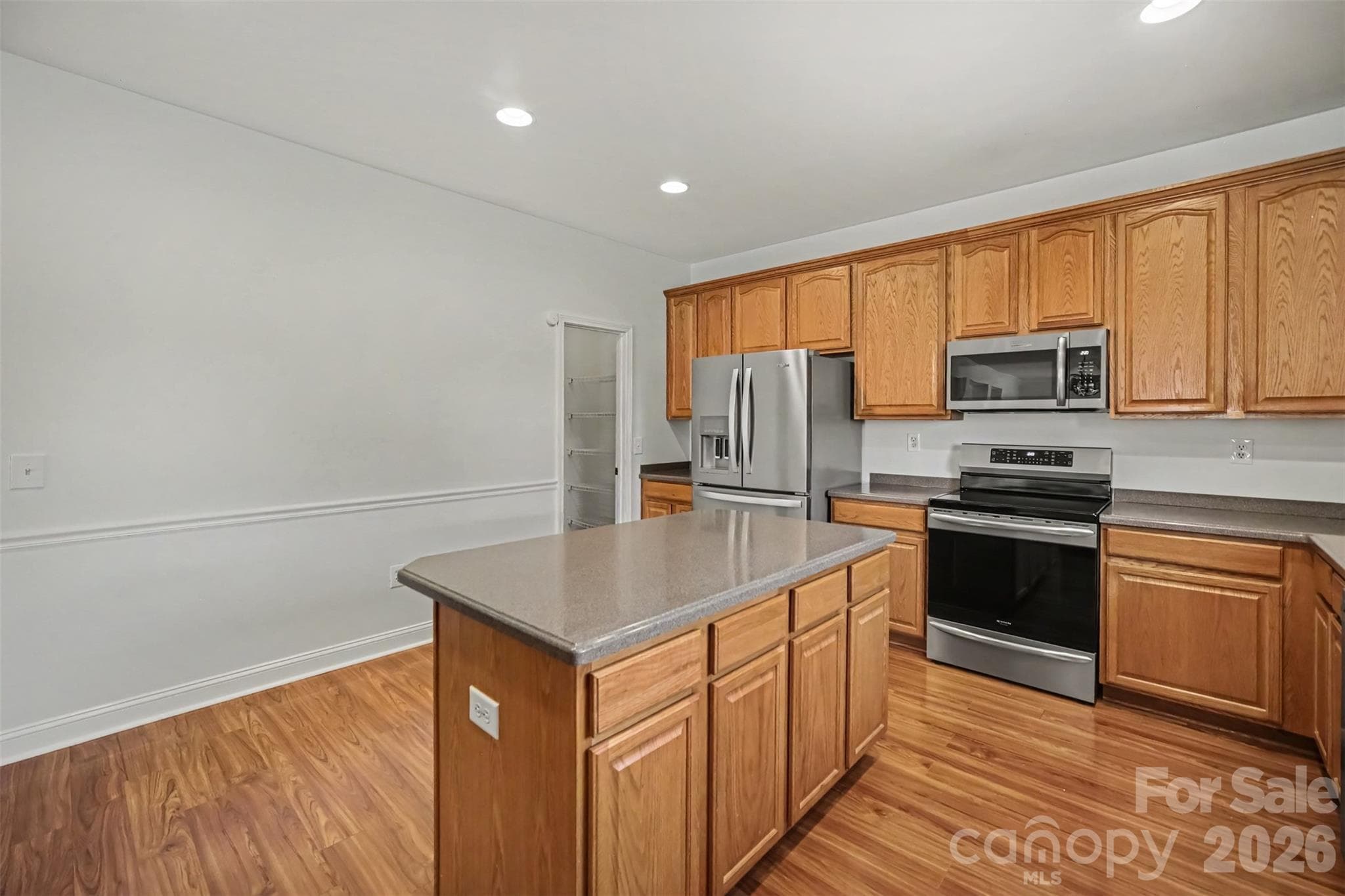 Single Family Residence at 10033 Markus Drive, Mint Hill, photo 15 of 40