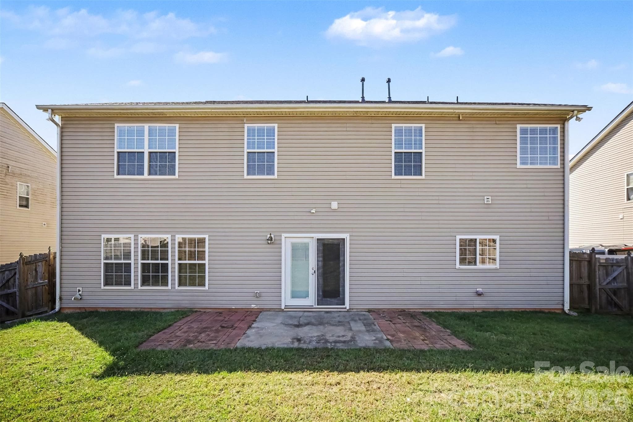 Single Family Residence at 10033 Markus Drive, Mint Hill, photo 33 of 40