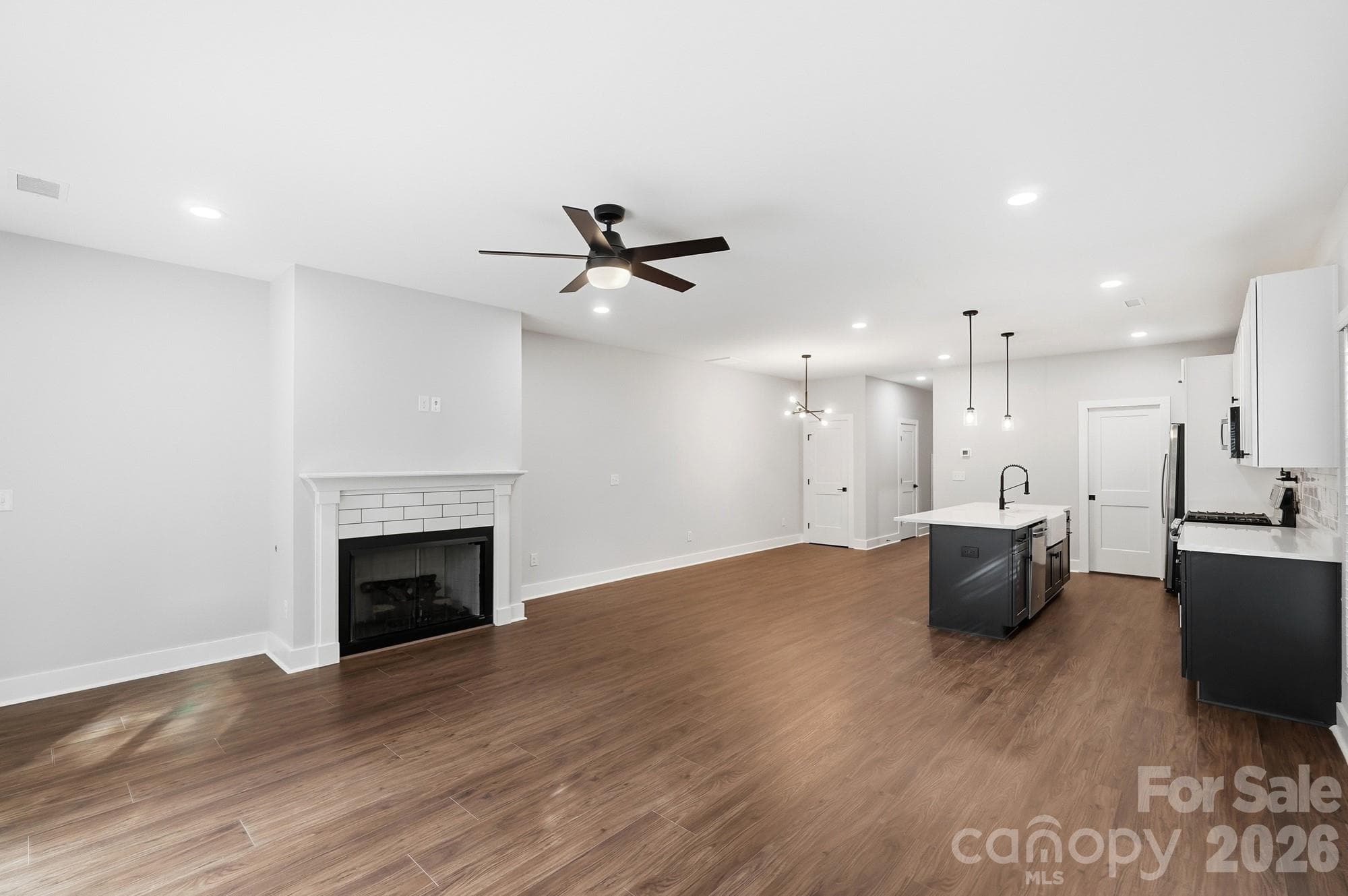Single Family Residence at 3217 Credenza Road, Charlotte, photo 16 of 48