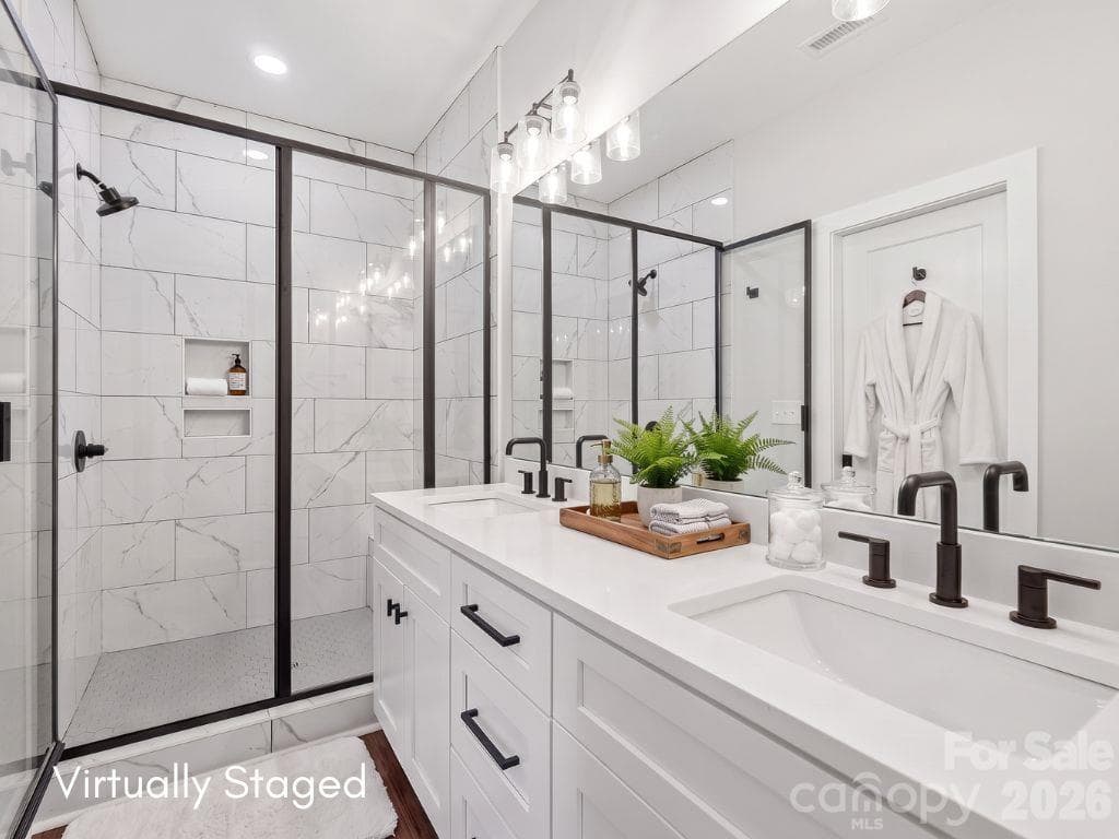 Single Family Residence at 3217 Credenza Road, Charlotte, photo 23 of 48