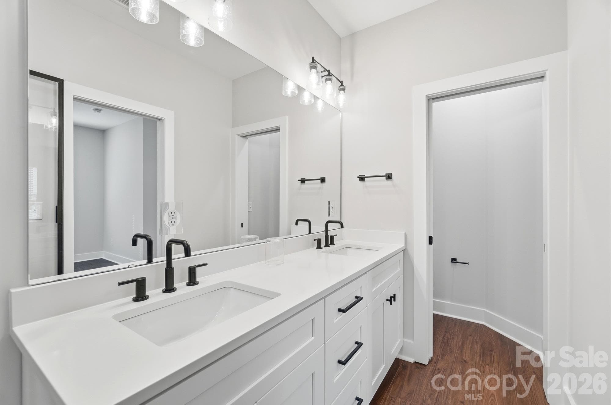 Single Family Residence at 3217 Credenza Road, Charlotte, photo 25 of 48