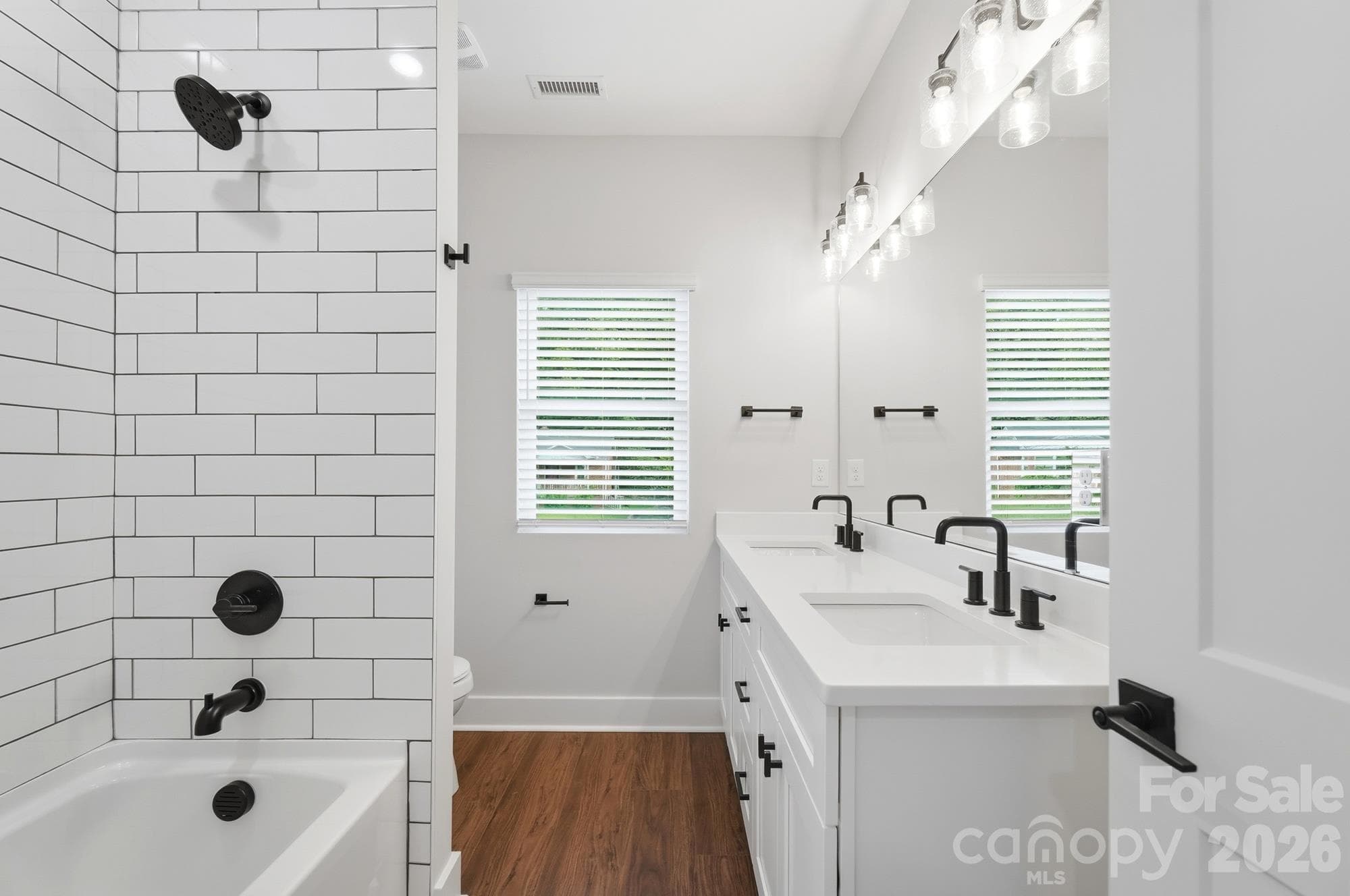 Single Family Residence at 3217 Credenza Road, Charlotte, photo 34 of 48
