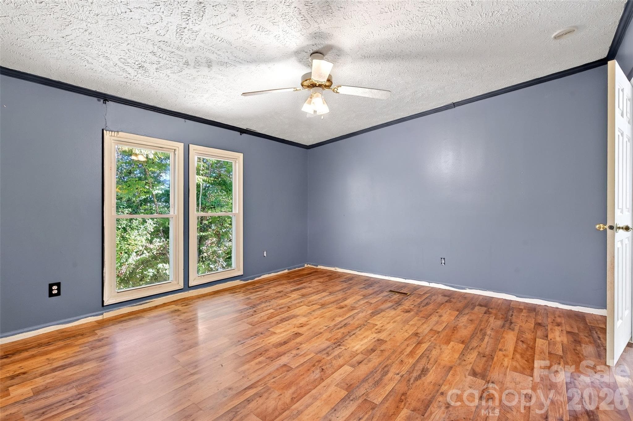 Single Family Residence at 1685 Arbuckle Road, Burnsville, photo 17 of 39