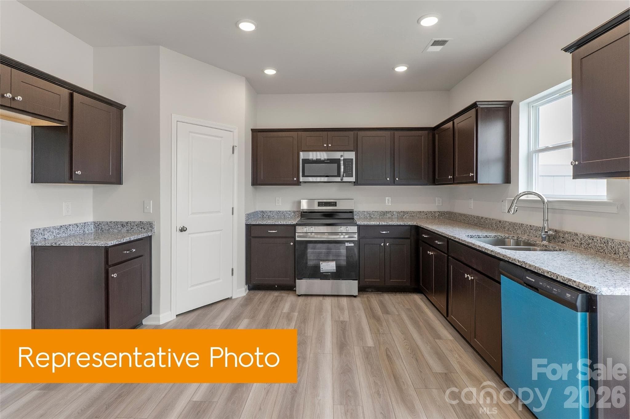 Kitchen/Dinning Room - 5410 Starfall Way, Charlotte