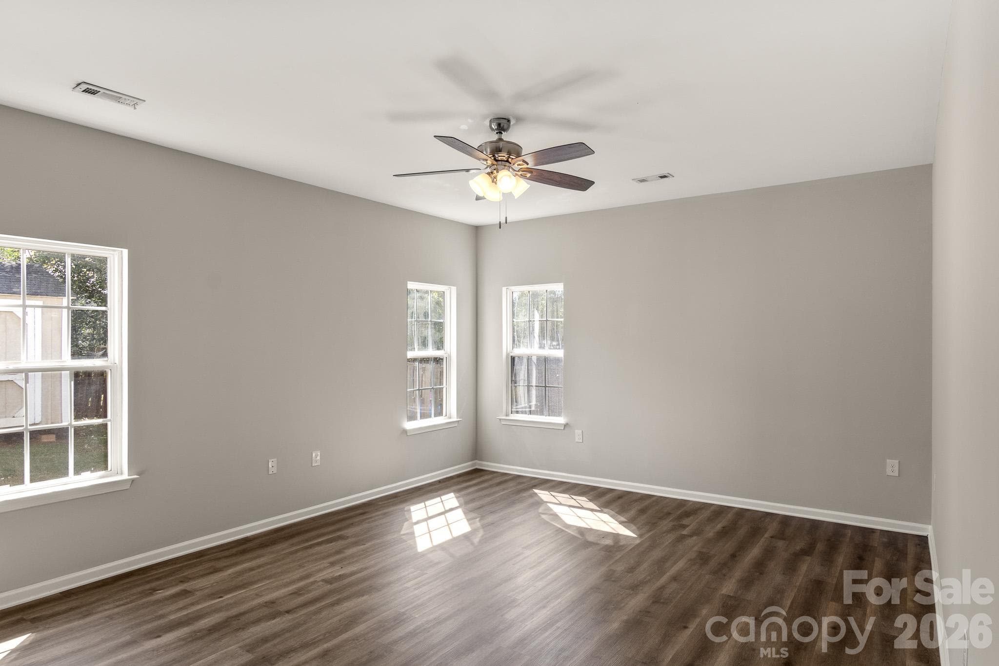 Single Family Residence at 175 Scanlon Road, Mooresville, photo 17 of 48