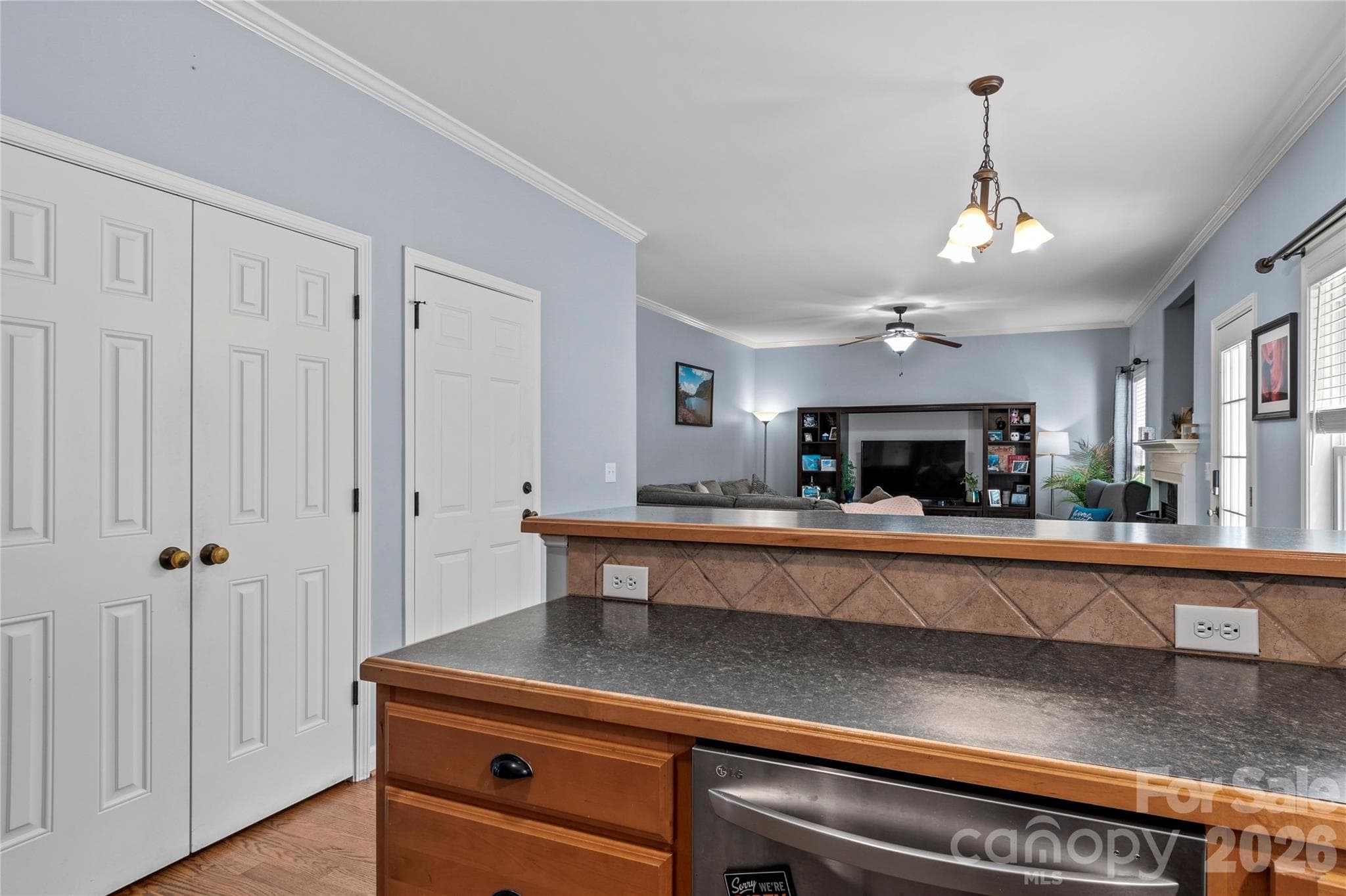 Single Family Residence at 5356 Graycliff Lane, Clemmons, photo 10 of 37